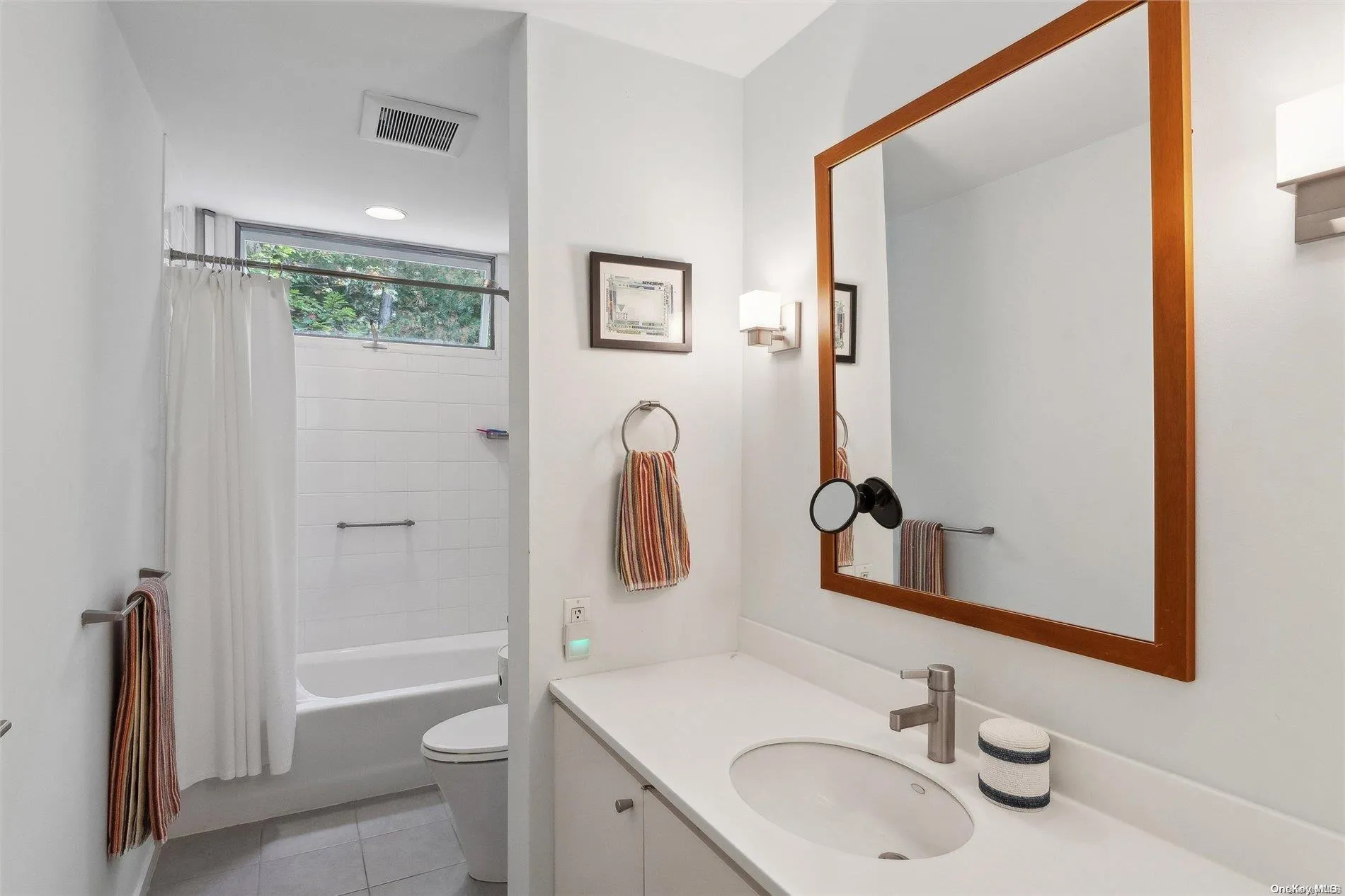 14 Foster Road, Southampton, NY, 3 Bedrooms Bedrooms, 6 Rooms Rooms,2 BathroomsBathrooms,Residential Lease,Idx,Foster,0,L3591031 14 Foster Road, Southampton, NY, 3 Bedrooms Bedrooms, 6 Rooms Rooms,2 BathroomsBathrooms,Residential Lease,Idx,Foster,0,L3591031