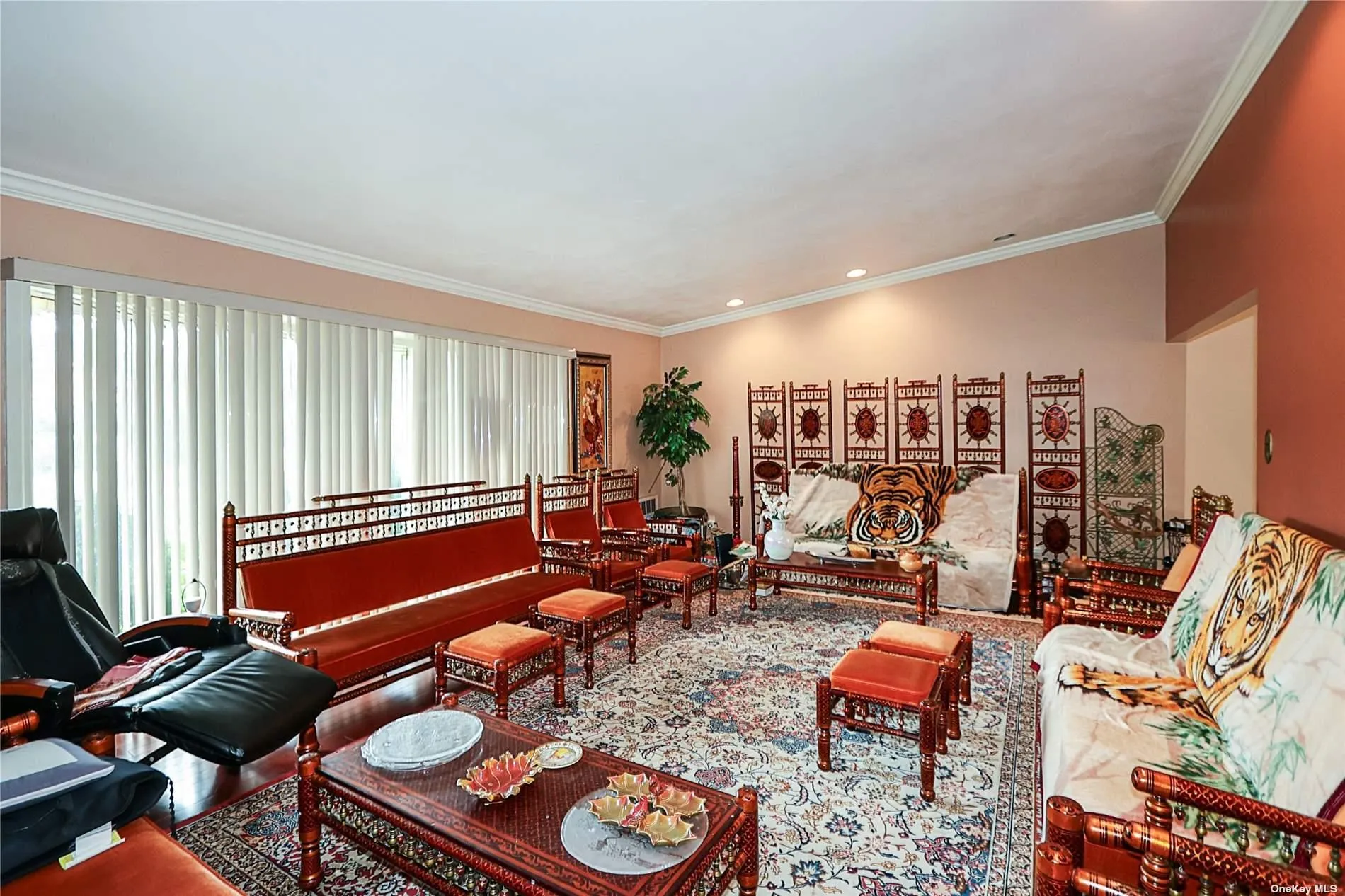 20 Rolling Hill Road, North Hempstead, NY, 5 Bedrooms Bedrooms, 8 Rooms Rooms,3 BathroomsBathrooms,Residential,For Rent,Rolling Hill,0,L3591033 20 Rolling Hill Road, North Hempstead, NY, 5 Bedrooms Bedrooms, 8 Rooms Rooms,3 BathroomsBathrooms,Residential,For Rent,Rolling Hill,0,L3591033