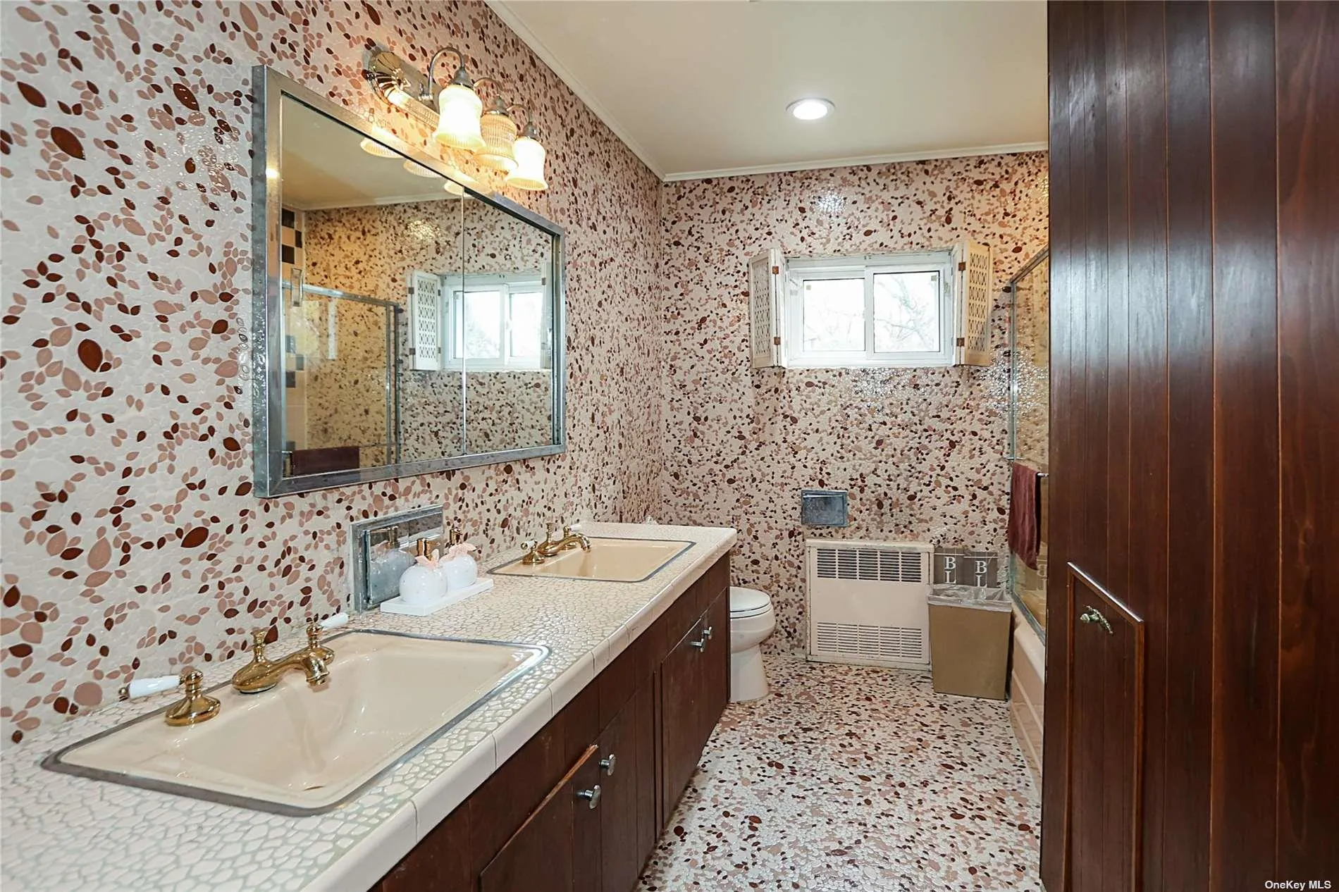 20 Rolling Hill Road, North Hempstead, NY, 5 Bedrooms Bedrooms, 8 Rooms Rooms,3 BathroomsBathrooms,Residential,For Rent,Rolling Hill,0,L3591033 20 Rolling Hill Road, North Hempstead, NY, 5 Bedrooms Bedrooms, 8 Rooms Rooms,3 BathroomsBathrooms,Residential,For Rent,Rolling Hill,0,L3591033