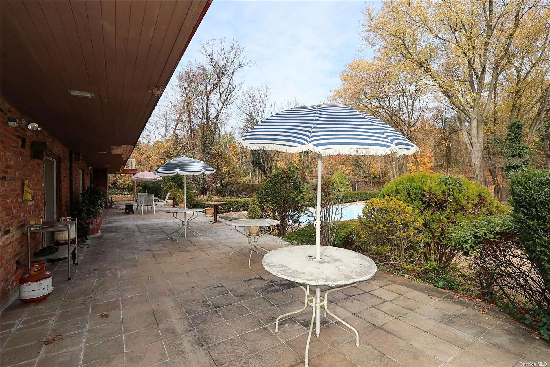20 Rolling Hill Road, North Hempstead, NY, 5 Bedrooms Bedrooms, 8 Rooms Rooms,3 BathroomsBathrooms,Residential,For Rent,Rolling Hill,0,L3591033 20 Rolling Hill Road, North Hempstead, NY, 5 Bedrooms Bedrooms, 8 Rooms Rooms,3 BathroomsBathrooms,Residential,For Rent,Rolling Hill,0,L3591033