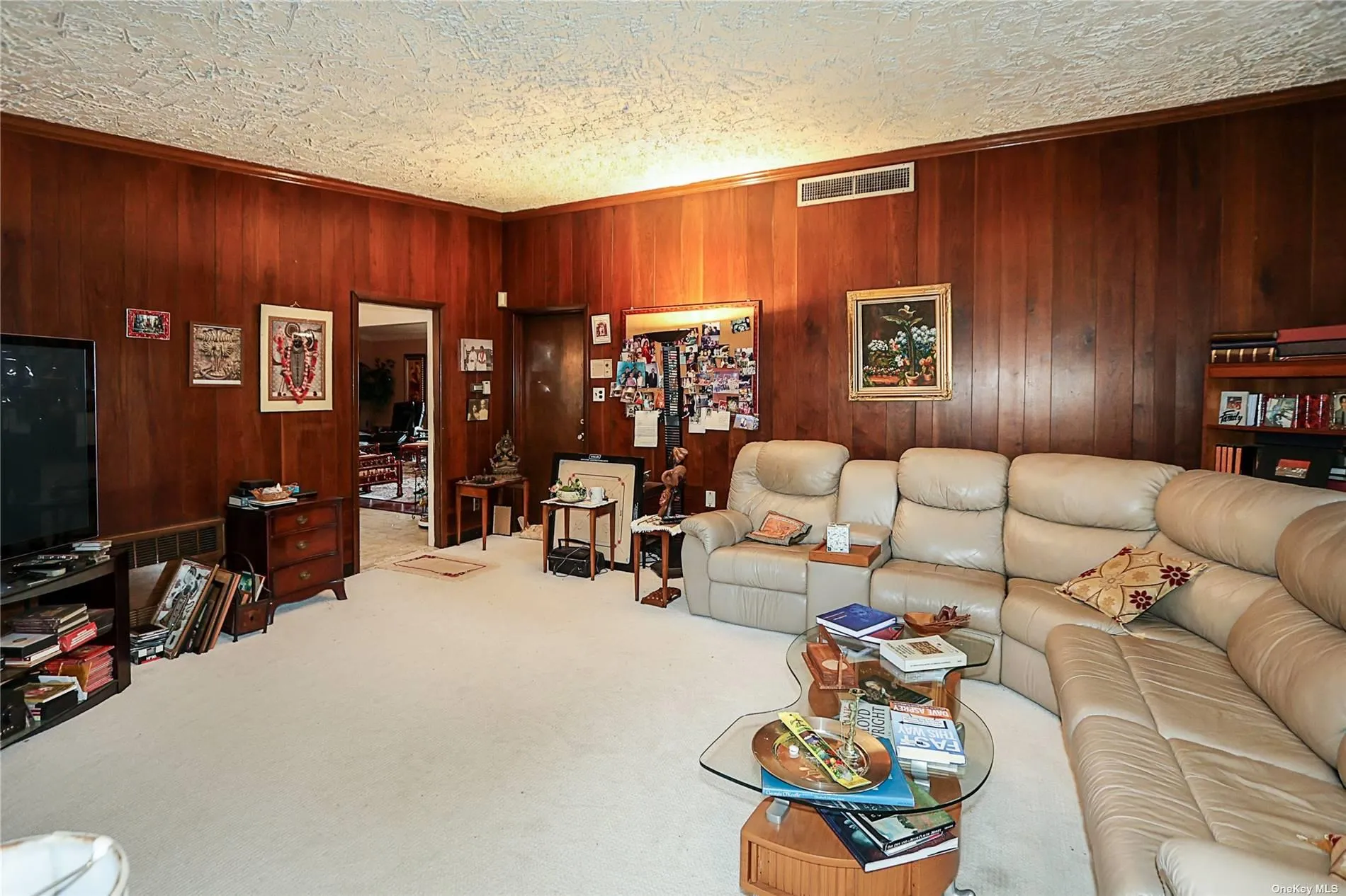 20 Rolling Hill Road, North Hempstead, NY, 5 Bedrooms Bedrooms, 8 Rooms Rooms,3 BathroomsBathrooms,Residential,For Rent,Rolling Hill,0,L3591033 20 Rolling Hill Road, North Hempstead, NY, 5 Bedrooms Bedrooms, 8 Rooms Rooms,3 BathroomsBathrooms,Residential,For Rent,Rolling Hill,0,L3591033