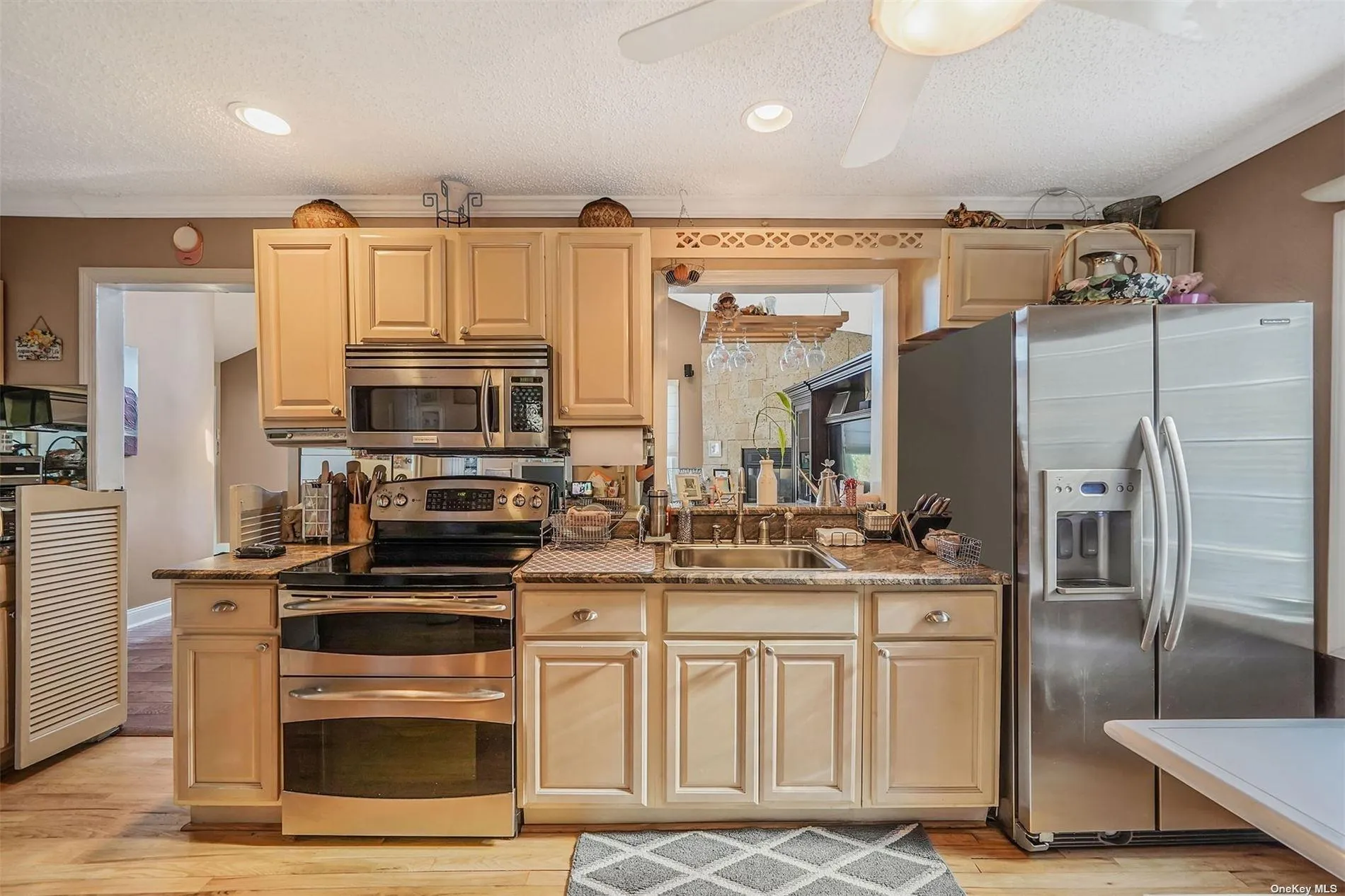 10 Marchant Drive, Smithtown, NY, 3 Bedrooms Bedrooms, 10 Rooms Rooms,3 BathroomsBathrooms,Residential,For Rent,Marchant,0,L3591496 10 Marchant Drive, Smithtown, NY, 3 Bedrooms Bedrooms, 10 Rooms Rooms,3 BathroomsBathrooms,Residential,For Rent,Marchant,0,L3591496