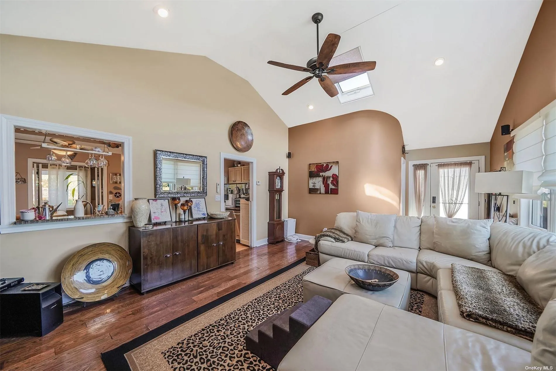 10 Marchant Drive, Smithtown, NY, 3 Bedrooms Bedrooms, 10 Rooms Rooms,3 BathroomsBathrooms,Residential,For Rent,Marchant,0,L3591496 10 Marchant Drive, Smithtown, NY, 3 Bedrooms Bedrooms, 10 Rooms Rooms,3 BathroomsBathrooms,Residential,For Rent,Marchant,0,L3591496