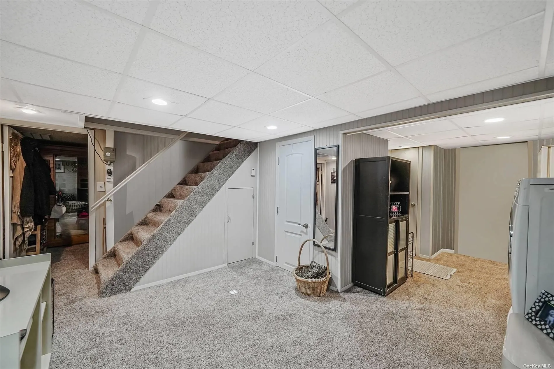 10 Marchant Drive, Smithtown, NY, 3 Bedrooms Bedrooms, 10 Rooms Rooms,3 BathroomsBathrooms,Residential,For Rent,Marchant,0,L3591496 10 Marchant Drive, Smithtown, NY, 3 Bedrooms Bedrooms, 10 Rooms Rooms,3 BathroomsBathrooms,Residential,For Rent,Marchant,0,L3591496