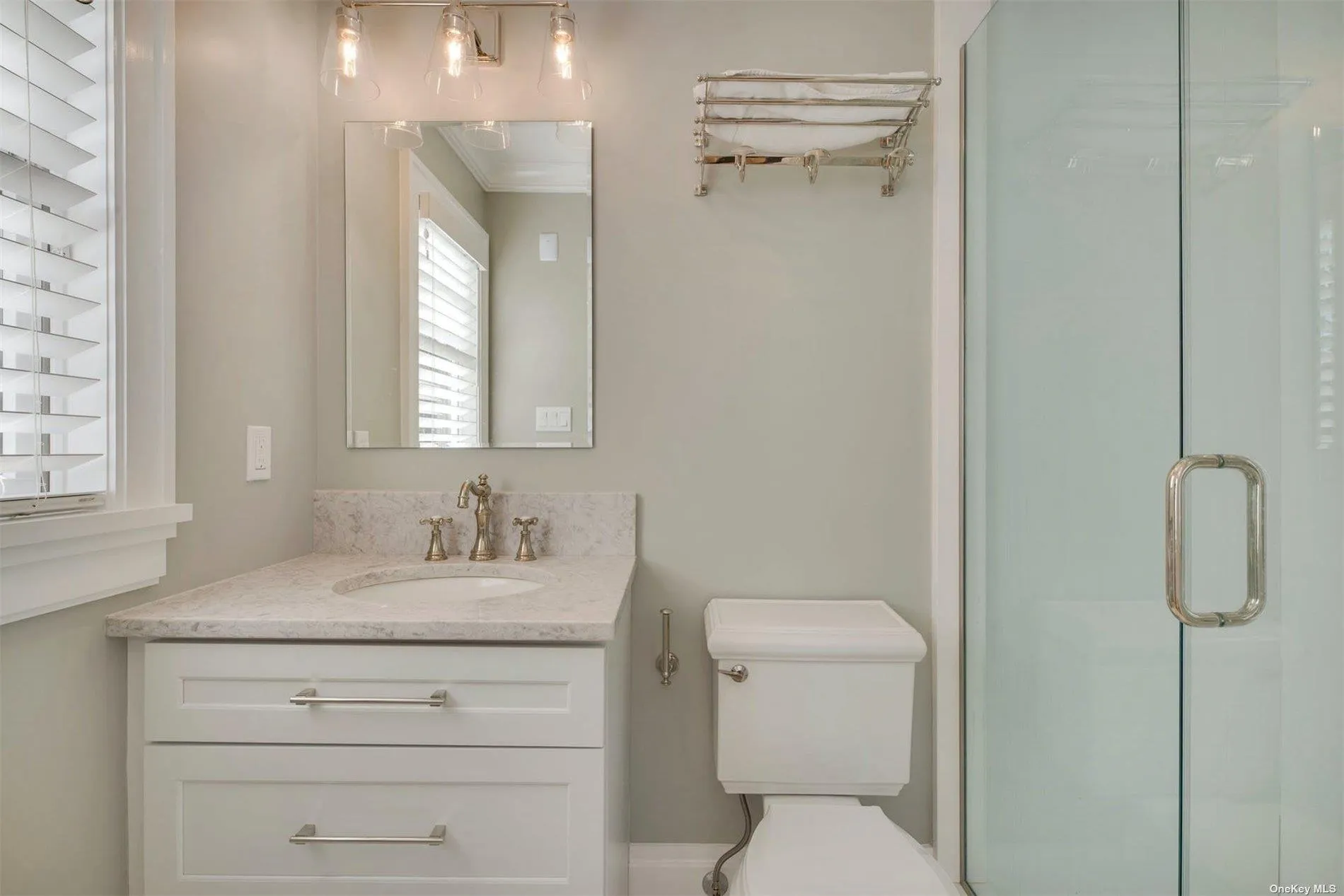 Ensuite Bedroom 2 - Bath Ensuite Bedroom 2 - Bath
