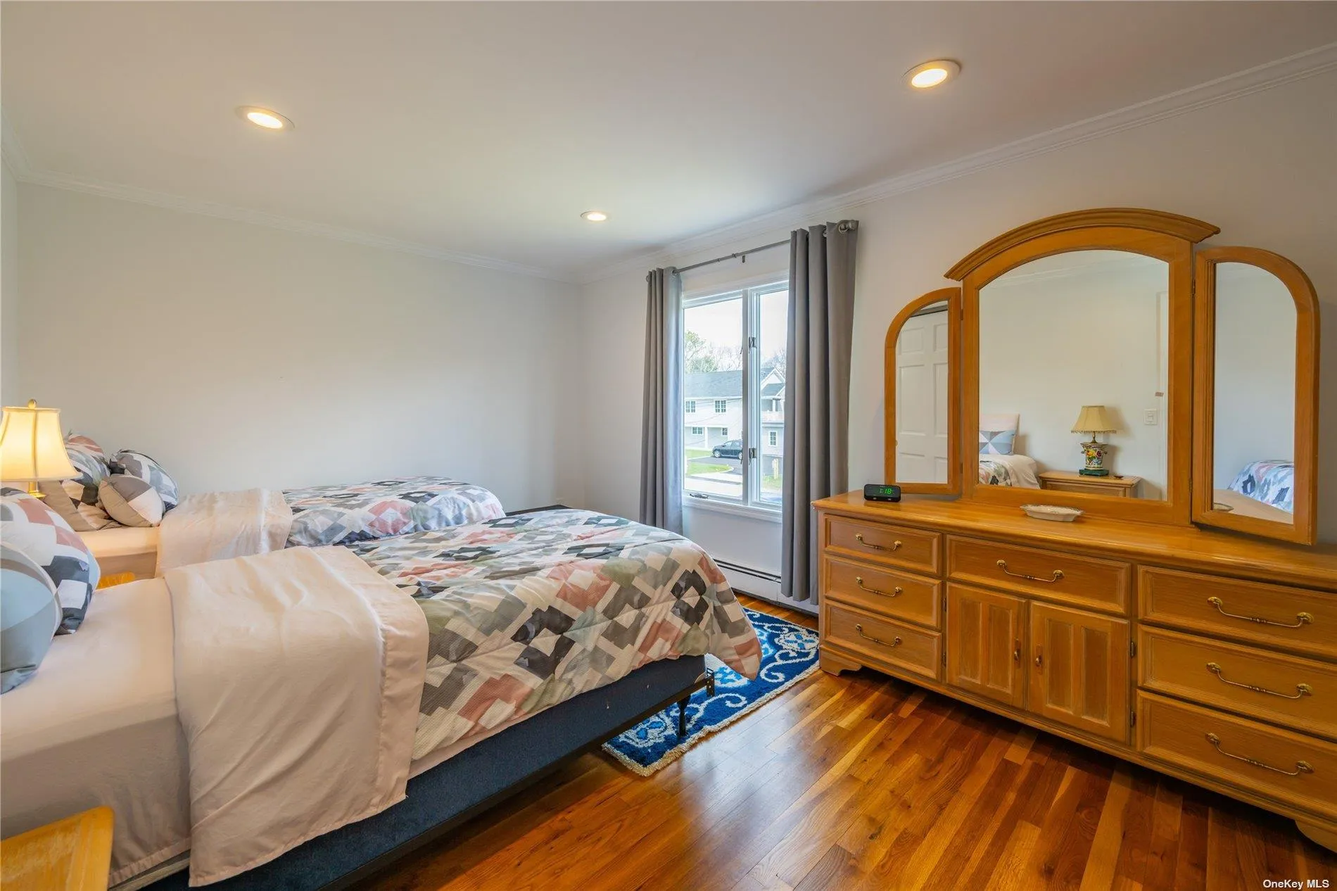 15 Pin Oak Lane, Southampton, NY, 3 Bedrooms Bedrooms, 8 Rooms Rooms,3 BathroomsBathrooms,Residential Lease,For Rent,Pin Oak,0,L3592263 15 Pin Oak Lane, Southampton, NY, 3 Bedrooms Bedrooms, 8 Rooms Rooms,3 BathroomsBathrooms,Residential Lease,For Rent,Pin Oak,0,L3592263