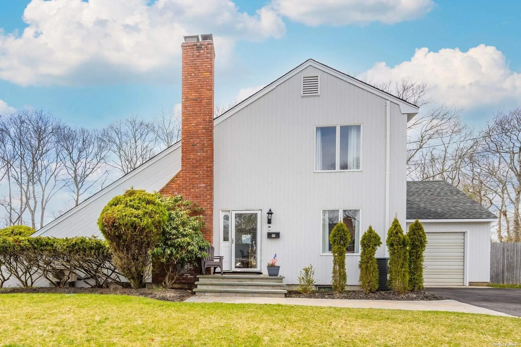 15 Pin Oak Lane, Southampton, NY, 3 Bedrooms Bedrooms, 8 Rooms Rooms,3 BathroomsBathrooms,Residential Lease,For Rent,Pin Oak,0,L3592263 15 Pin Oak Lane, Southampton, NY, 3 Bedrooms Bedrooms, 8 Rooms Rooms,3 BathroomsBathrooms,Residential Lease,For Rent,Pin Oak,0,L3592263