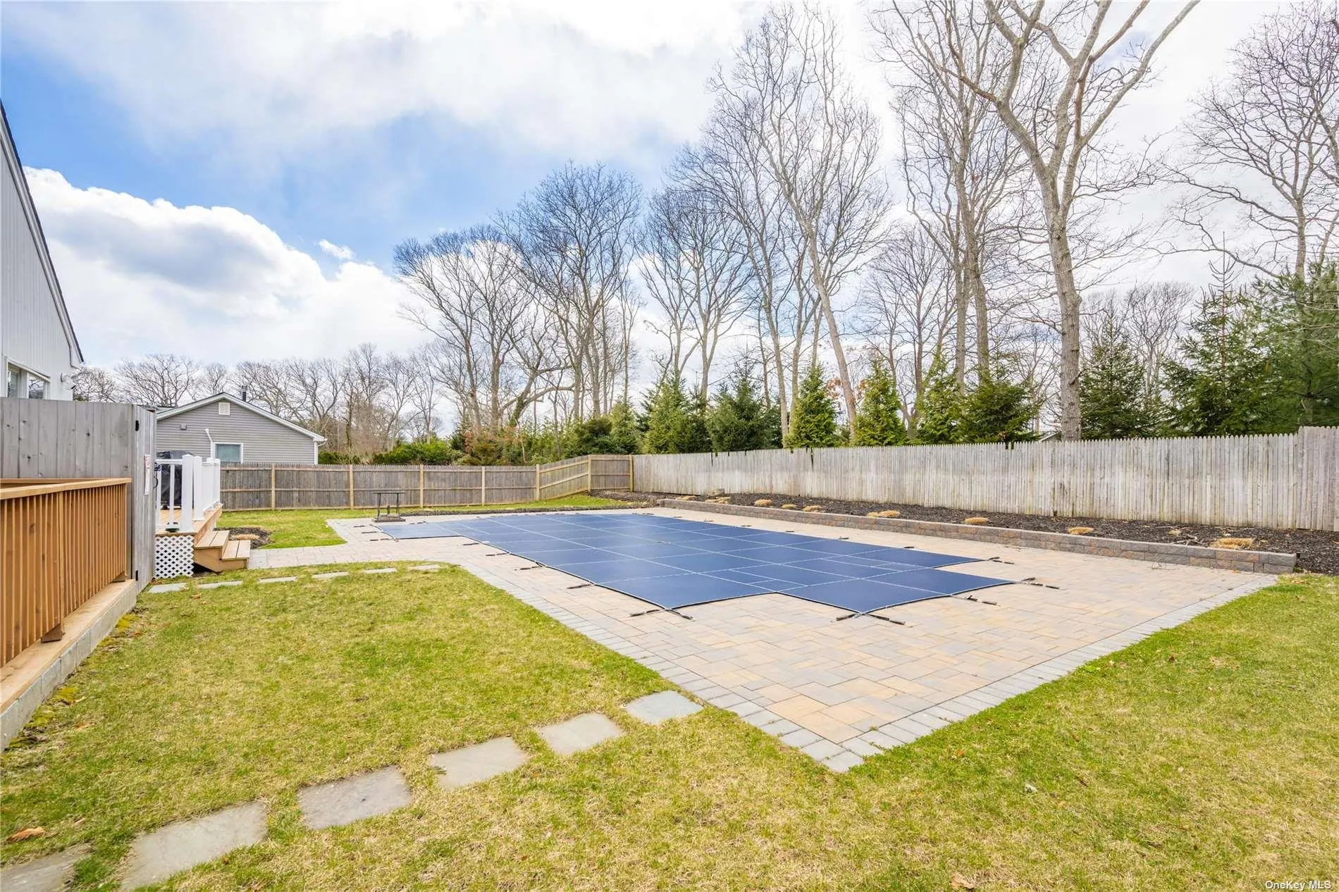 15 Pin Oak Lane, Southampton, NY, 3 Bedrooms Bedrooms, 8 Rooms Rooms,3 BathroomsBathrooms,Residential Lease,For Rent,Pin Oak,0,L3592263 15 Pin Oak Lane, Southampton, NY, 3 Bedrooms Bedrooms, 8 Rooms Rooms,3 BathroomsBathrooms,Residential Lease,For Rent,Pin Oak,0,L3592263