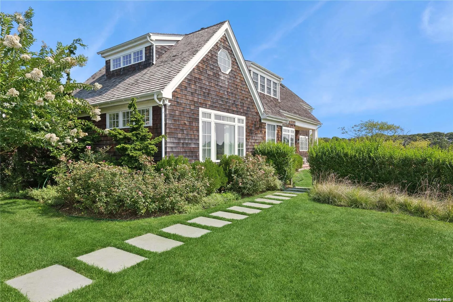 18 Pleasant Avenue, Southampton, NY, 3 Bedrooms Bedrooms, 12 Rooms Rooms,2 BathroomsBathrooms,Residential Lease,Idx,Pleasant,0,L3592613 18 Pleasant Avenue, Southampton, NY, 3 Bedrooms Bedrooms, 12 Rooms Rooms,2 BathroomsBathrooms,Residential Lease,Idx,Pleasant,0,L3592613