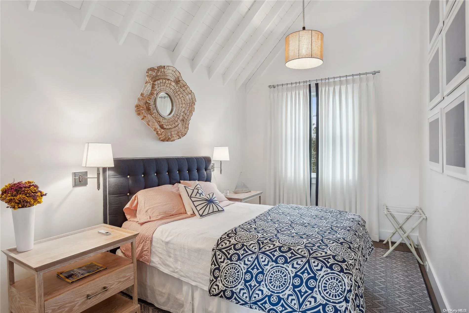 18 Pleasant Avenue, Southampton, NY, 3 Bedrooms Bedrooms, 12 Rooms Rooms,2 BathroomsBathrooms,Residential Lease,Idx,Pleasant,0,L3592613 18 Pleasant Avenue, Southampton, NY, 3 Bedrooms Bedrooms, 12 Rooms Rooms,2 BathroomsBathrooms,Residential Lease,Idx,Pleasant,0,L3592613