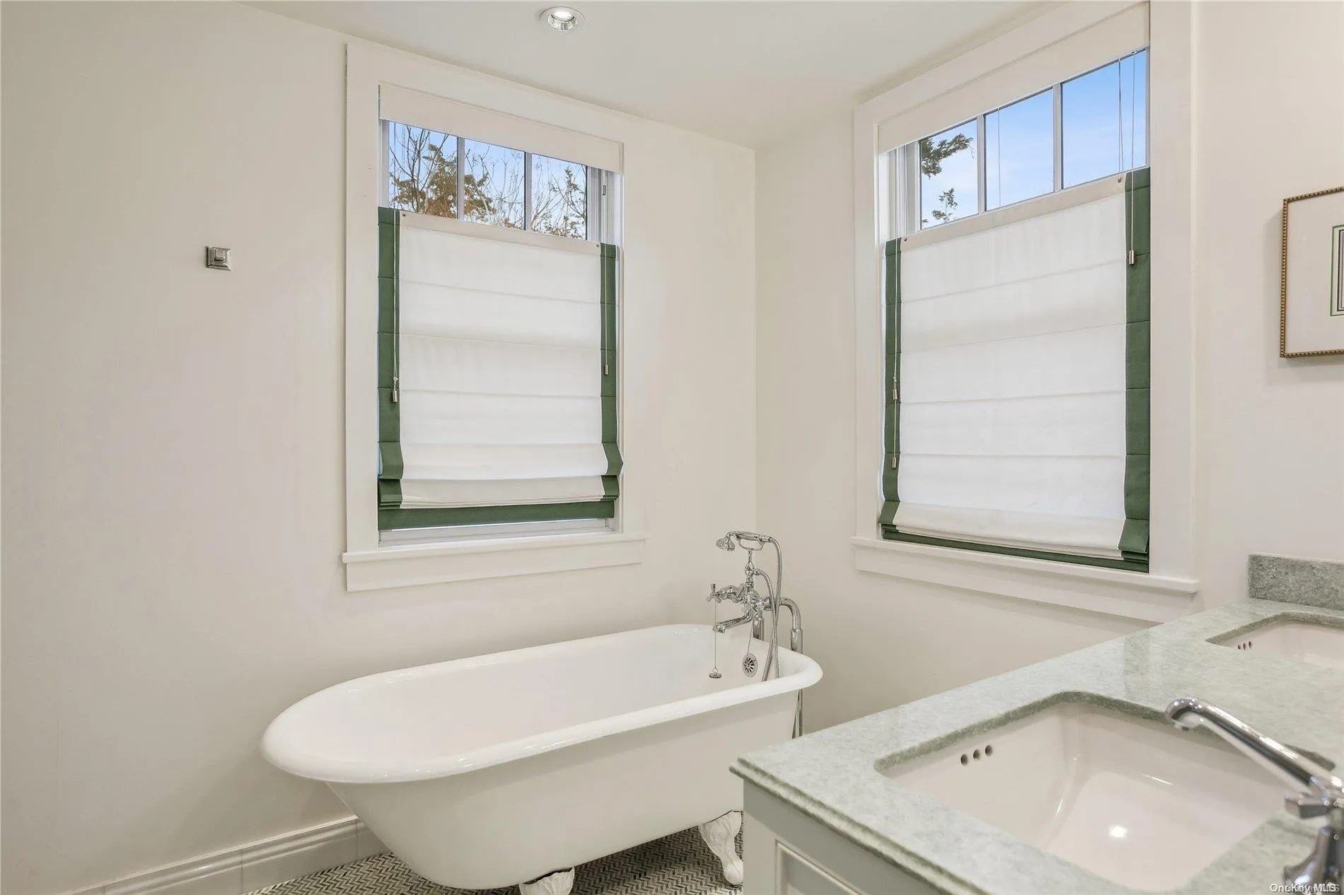 18 Pleasant Avenue, Southampton, NY, 3 Bedrooms Bedrooms, 12 Rooms Rooms,2 BathroomsBathrooms,Residential Lease,Idx,Pleasant,0,L3592613 18 Pleasant Avenue, Southampton, NY, 3 Bedrooms Bedrooms, 12 Rooms Rooms,2 BathroomsBathrooms,Residential Lease,Idx,Pleasant,0,L3592613