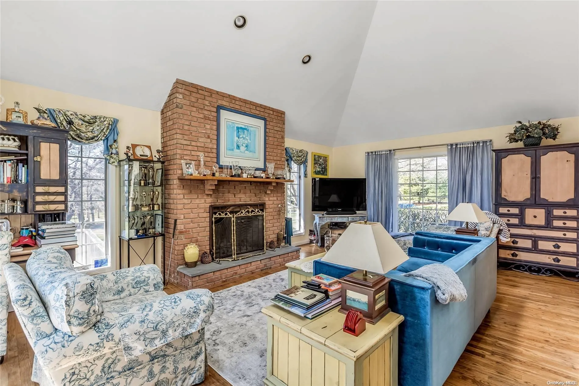 3 Pine Grove Court, Southampton, NY, 4 Bedrooms Bedrooms, 10 Rooms Rooms,3 BathroomsBathrooms,Residential Lease,Idx,Pine Grove,0,L3592818 3 Pine Grove Court, Southampton, NY, 4 Bedrooms Bedrooms, 10 Rooms Rooms,3 BathroomsBathrooms,Residential Lease,Idx,Pine Grove,0,L3592818