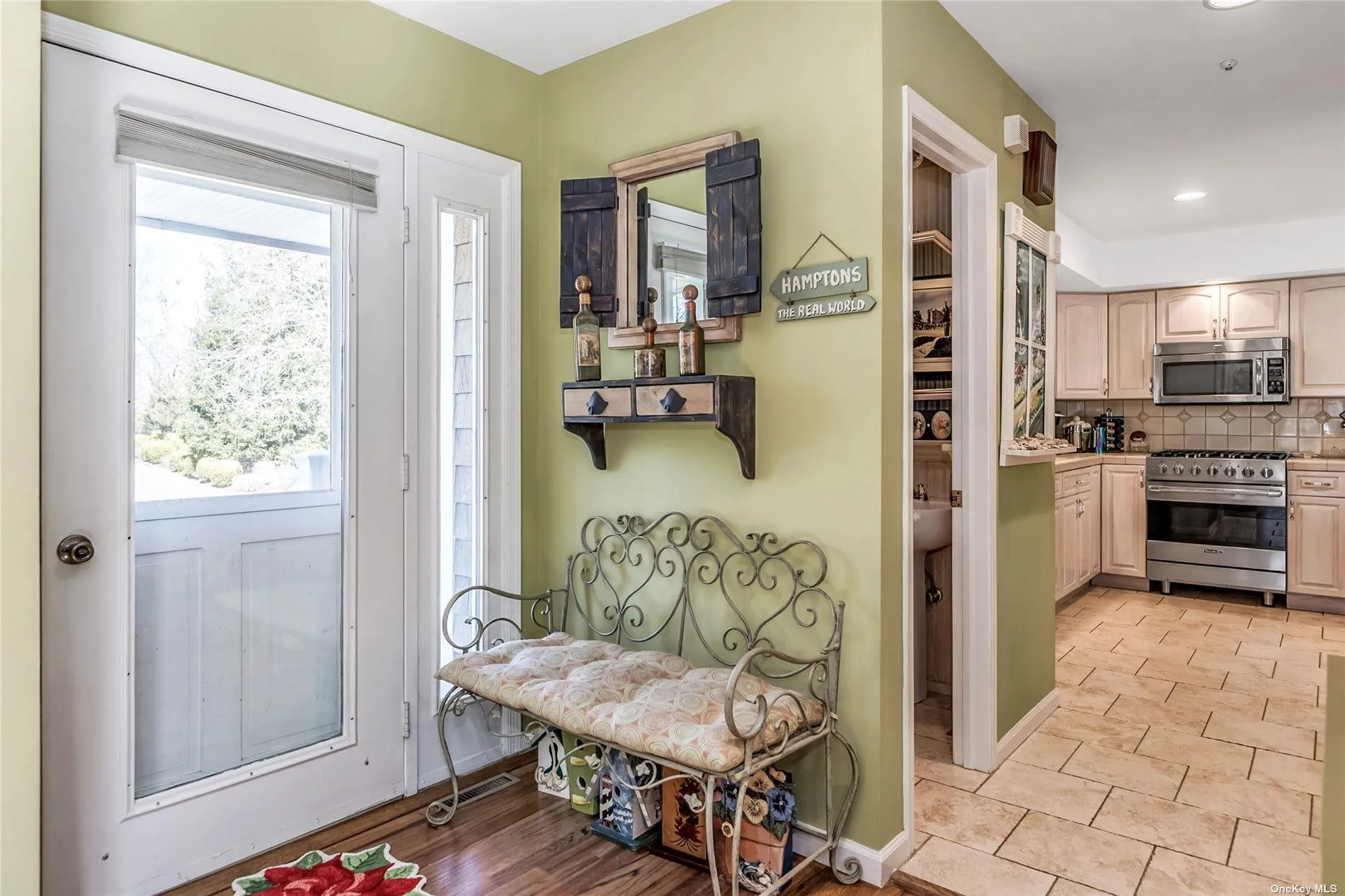 3 PINE GROVE Court, Southampton, NY, 4 Bedrooms Bedrooms, 10 Rooms Rooms,3 BathroomsBathrooms,Residential Lease,For Rent,PINE GROVE,0,L3592818 3 PINE GROVE Court, Southampton, NY, 4 Bedrooms Bedrooms, 10 Rooms Rooms,3 BathroomsBathrooms,Residential Lease,For Rent,PINE GROVE,0,L3592818