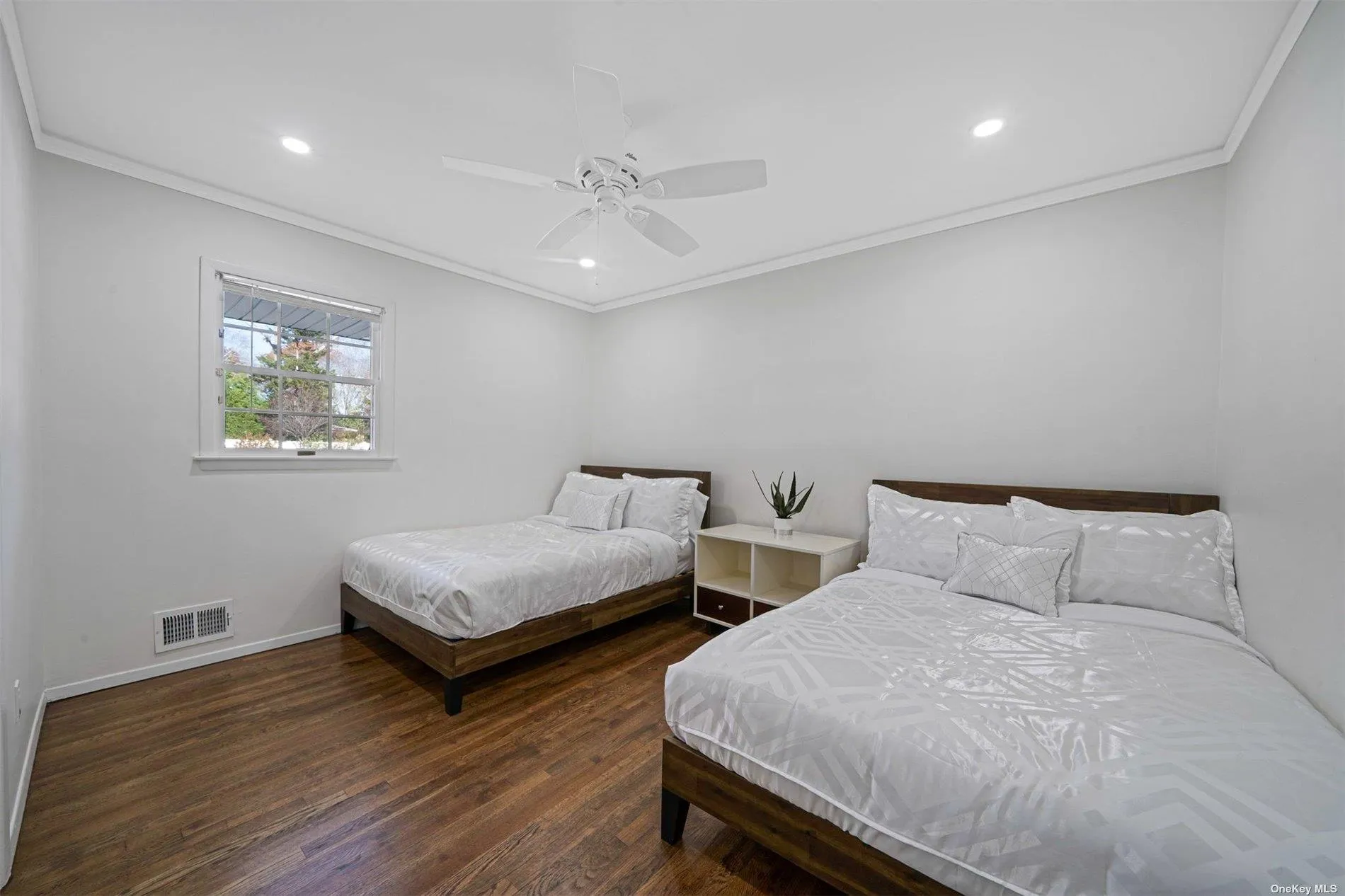 6 Rolling Hill Road, Southampton, NY, 3 Bedrooms Bedrooms, 7 Rooms Rooms,3 BathroomsBathrooms,Residential Lease,Idx,Rolling Hill,0,L3592879 6 Rolling Hill Road, Southampton, NY, 3 Bedrooms Bedrooms, 7 Rooms Rooms,3 BathroomsBathrooms,Residential Lease,Idx,Rolling Hill,0,L3592879