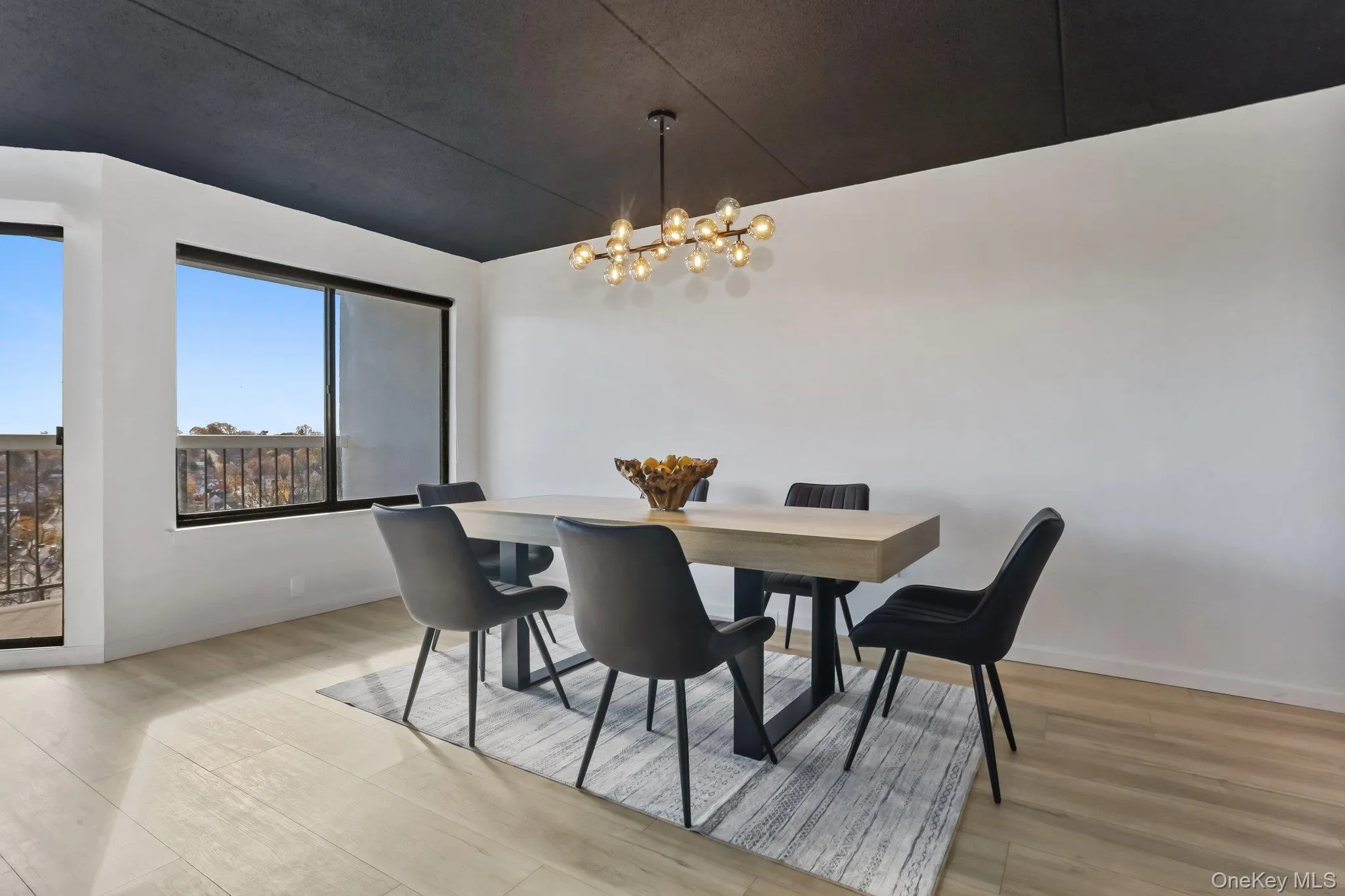 dedicated dining area, easy seating for friends and family dedicated dining area, easy seating for friends and family