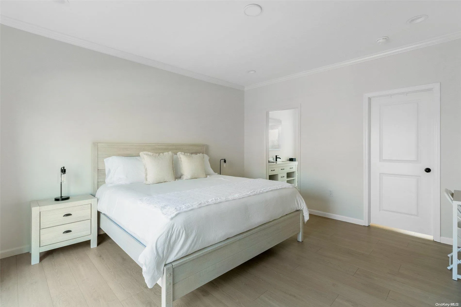 75 Gillette Drive, Southold, NY, 6 Bedrooms Bedrooms, 14 Rooms Rooms,4 BathroomsBathrooms,Residential Lease,Idx,Gillette,0,L3593132 75 Gillette Drive, Southold, NY, 6 Bedrooms Bedrooms, 14 Rooms Rooms,4 BathroomsBathrooms,Residential Lease,Idx,Gillette,0,L3593132