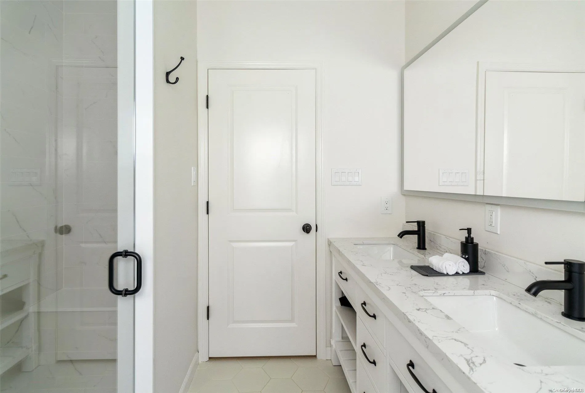 75 Gillette Drive, Southold, NY, 6 Bedrooms Bedrooms, 14 Rooms Rooms,4 BathroomsBathrooms,Residential Lease,Idx,Gillette,0,L3593132 75 Gillette Drive, Southold, NY, 6 Bedrooms Bedrooms, 14 Rooms Rooms,4 BathroomsBathrooms,Residential Lease,Idx,Gillette,0,L3593132