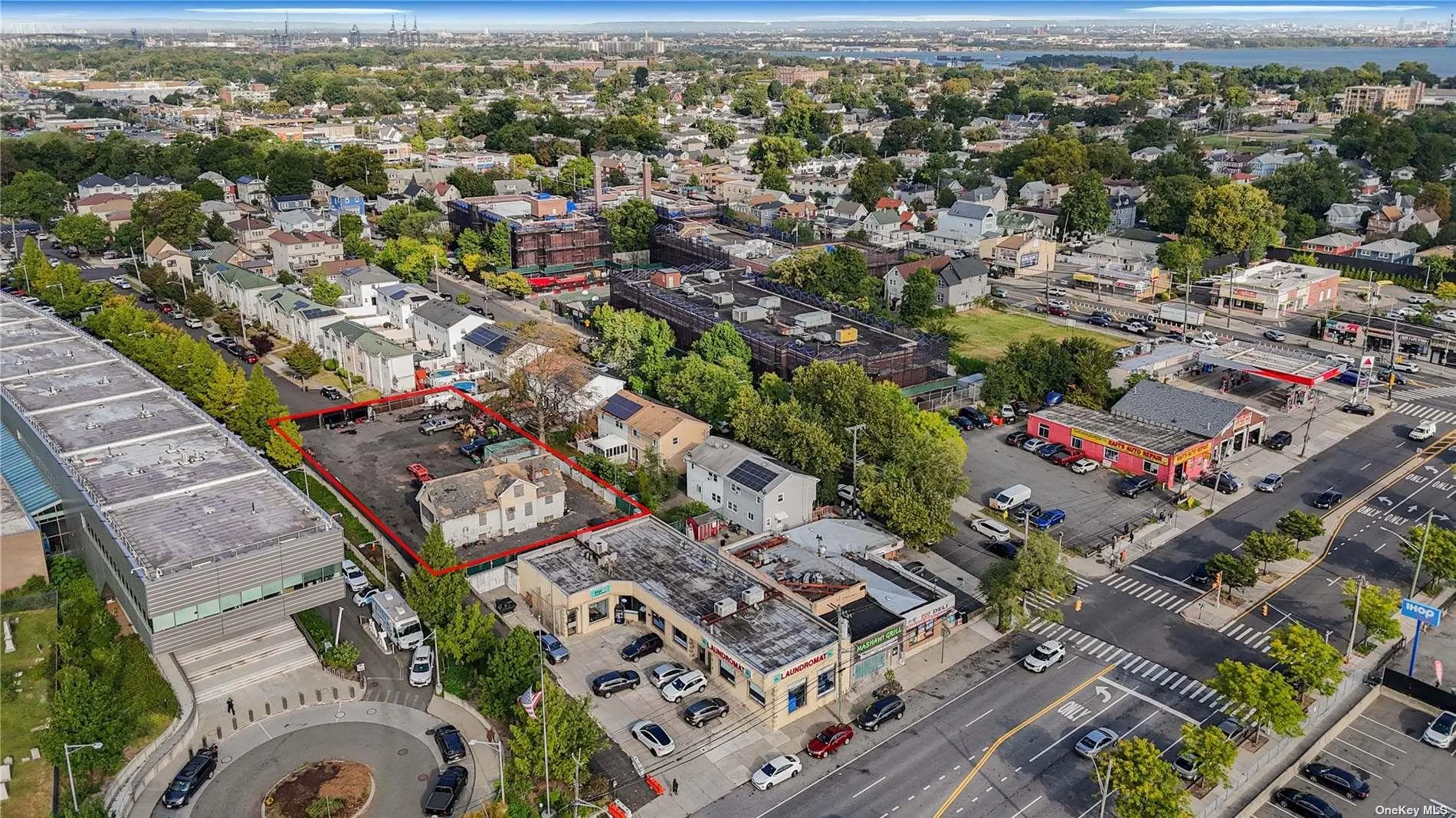 964 Richmond Avenue, Out Of Area, NY, ,Land,For Rent,Richmond,0,L3593319 964 Richmond Avenue, Out Of Area, NY, ,Land,For Rent,Richmond,0,L3593319