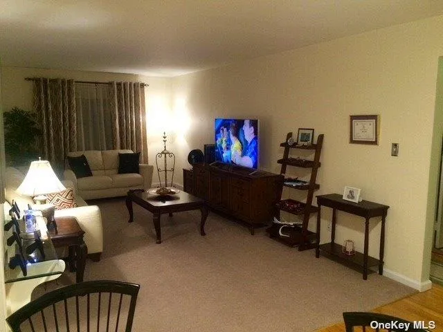 87-40 Francis Lewis Boulevard, New York, NY, 1 Bedroom Bedrooms, 3 Rooms Rooms,1 BathroomBathrooms,Residential,For Rent,Francis Lewis,0,L3593579 87-40 Francis Lewis Boulevard, New York, NY, 1 Bedroom Bedrooms, 3 Rooms Rooms,1 BathroomBathrooms,Residential,For Rent,Francis Lewis,0,L3593579