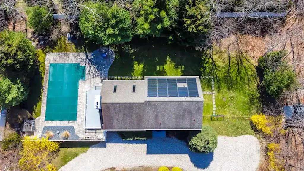 Drone / aerial view Drone / aerial view