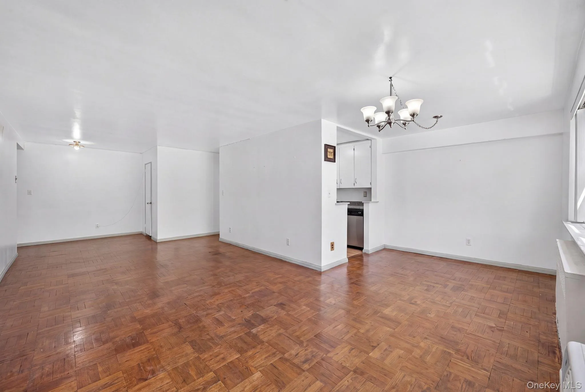 153-25 88th St, New York, NY, 2 Bedrooms Bedrooms, 6 Rooms Rooms,2 BathroomsBathrooms,Residential,For Rent,88th St,0,803332 153-25 88th St, New York, NY, 2 Bedrooms Bedrooms, 6 Rooms Rooms,2 BathroomsBathrooms,Residential,For Rent,88th St,0,803332