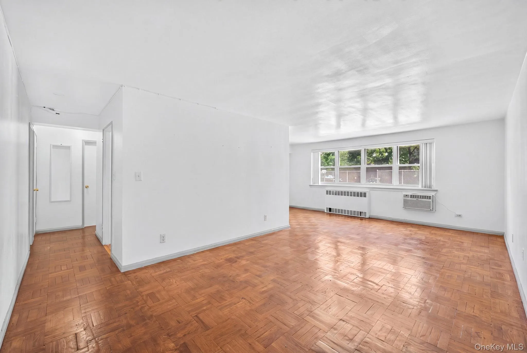 153-25 88th St, New York, NY, 2 Bedrooms Bedrooms, 6 Rooms Rooms,2 BathroomsBathrooms,Residential,For Rent,88th St,0,803332 153-25 88th St, New York, NY, 2 Bedrooms Bedrooms, 6 Rooms Rooms,2 BathroomsBathrooms,Residential,For Rent,88th St,0,803332