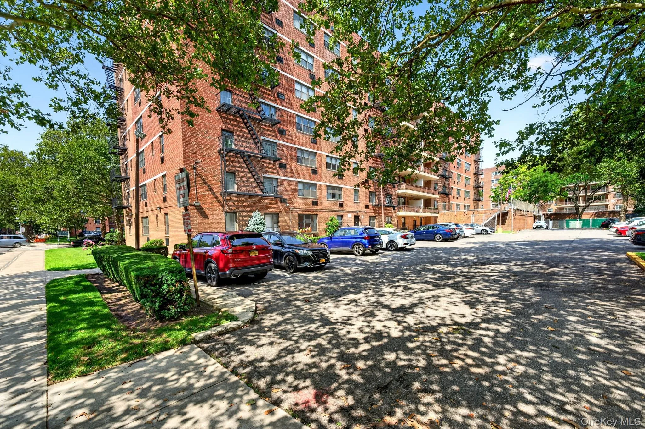 153-25 88th St, New York, NY, 2 Bedrooms Bedrooms, 6 Rooms Rooms,2 BathroomsBathrooms,Residential,For Rent,88th St,0,803332 153-25 88th St, New York, NY, 2 Bedrooms Bedrooms, 6 Rooms Rooms,2 BathroomsBathrooms,Residential,For Rent,88th St,0,803332