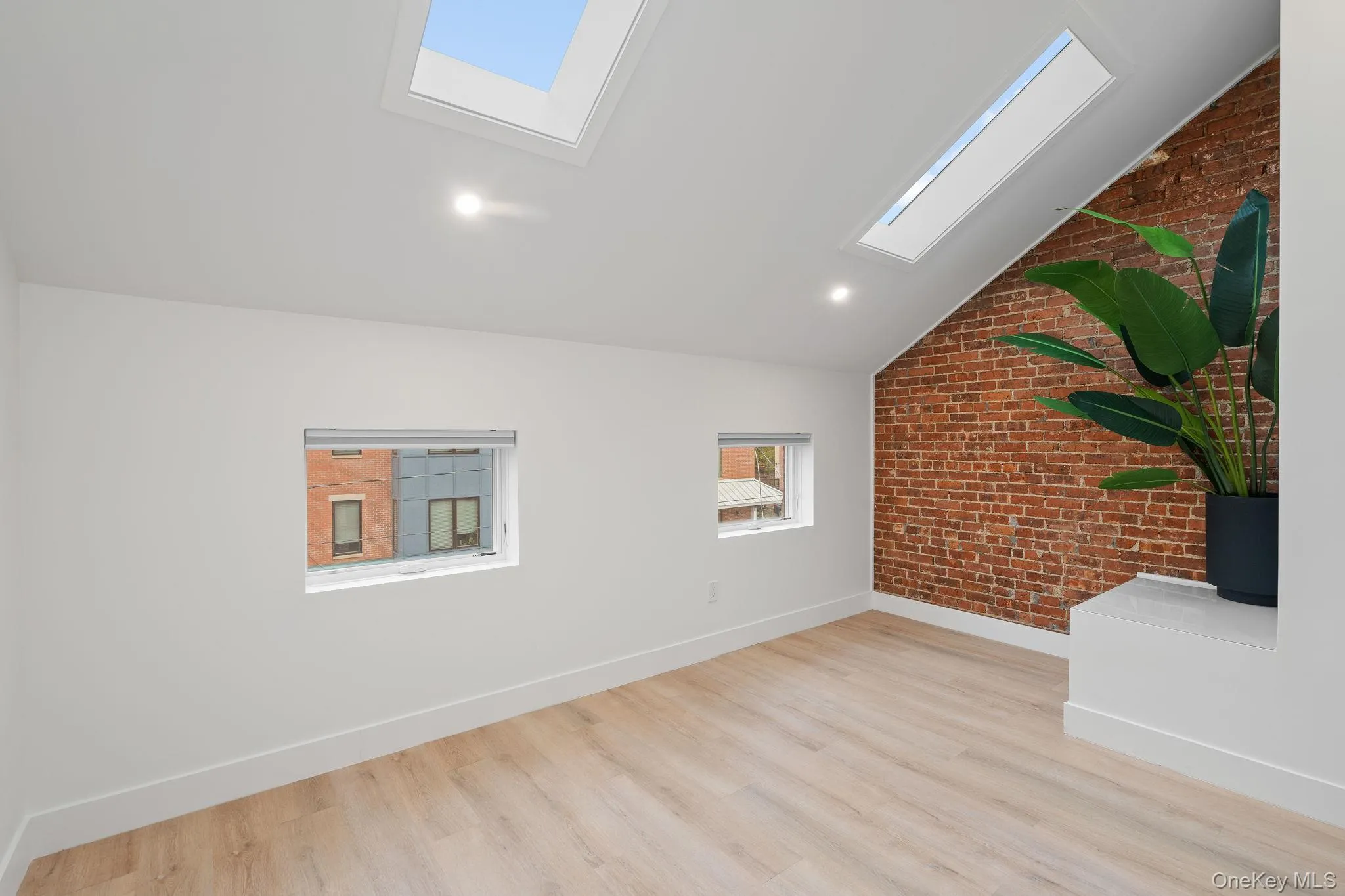 117 Lander Street, Newburgh (city), NY, 2 Bedrooms Bedrooms, 5 Rooms Rooms,1 BathroomBathrooms,Residential Lease,For Rent,Lander,0,803395 117 Lander Street, Newburgh (city), NY, 2 Bedrooms Bedrooms, 5 Rooms Rooms,1 BathroomBathrooms,Residential Lease,For Rent,Lander,0,803395