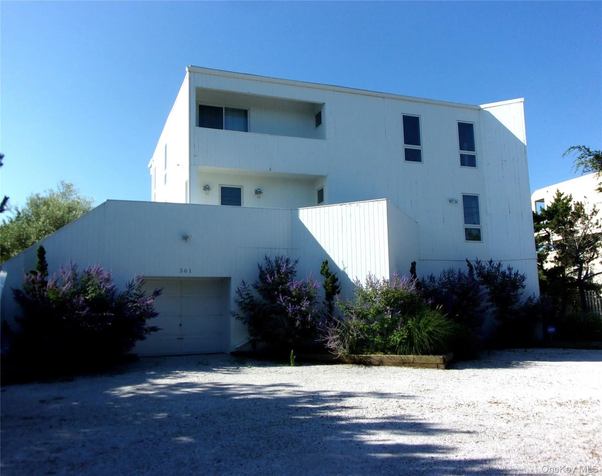 561 Dune Road, Southampton, NY, 4 Bedrooms Bedrooms, 9 Rooms Rooms,3 BathroomsBathrooms,Residential Lease,Idx,Dune,0,804079 561 Dune Road, Southampton, NY, 4 Bedrooms Bedrooms, 9 Rooms Rooms,3 BathroomsBathrooms,Residential Lease,Idx,Dune,0,804079