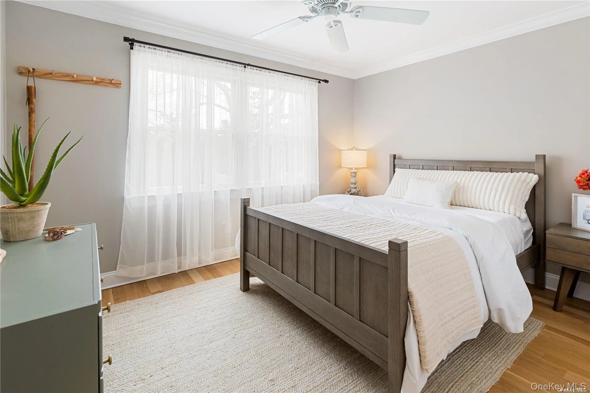 Spacious bedrooms Spacious bedrooms