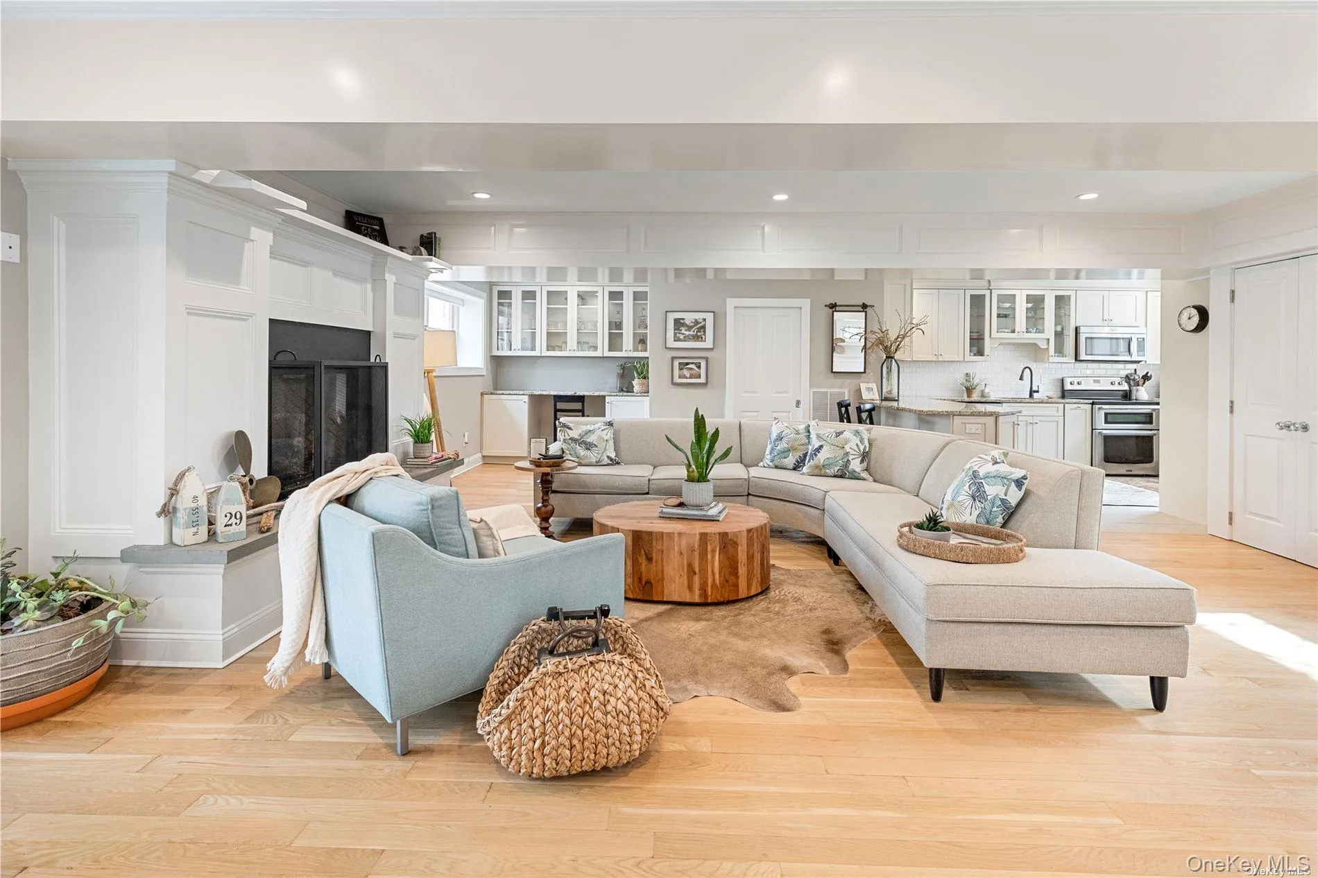 Fabulous open floor plan Fabulous open floor plan