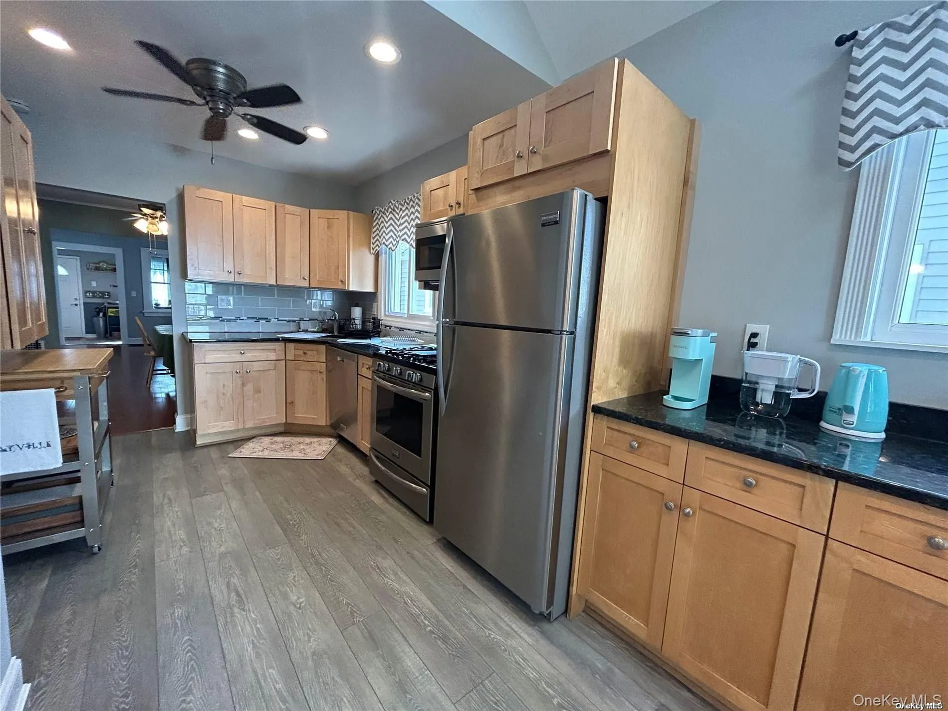 Gourmet Kitchen Fully Stocked for Experienced Chef Gourmet Kitchen Fully Stocked for Experienced Chef