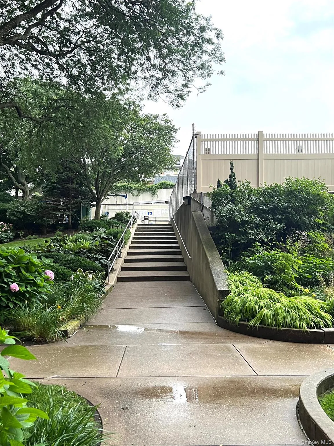220-55 46 Avenue, New York, NY, 2 Rooms Rooms,1 BathroomBathrooms,Residential,For Rent,46,0,805975 220-55 46 Avenue, New York, NY, 2 Rooms Rooms,1 BathroomBathrooms,Residential,For Rent,46,0,805975