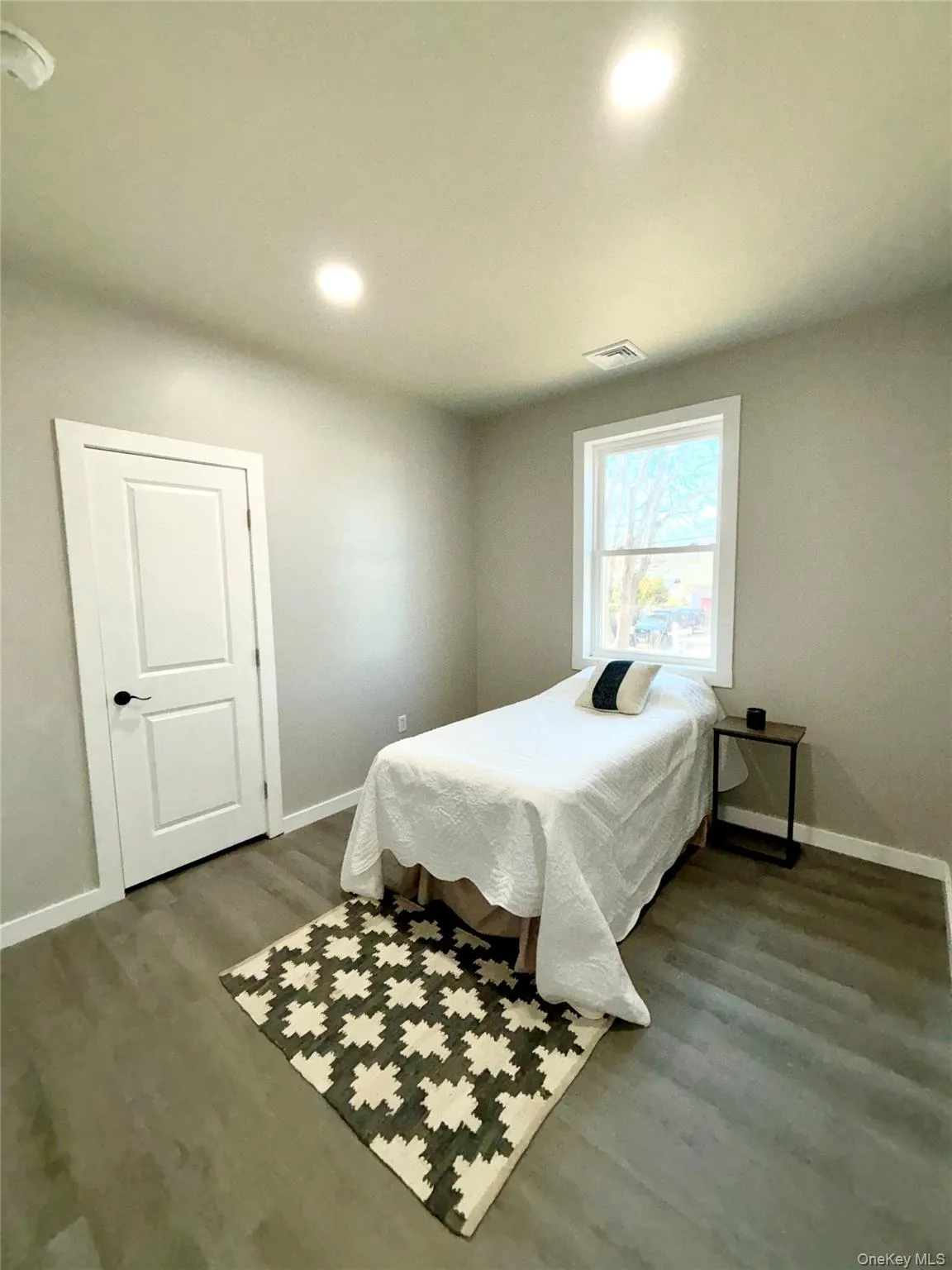 Bedroom Bedroom