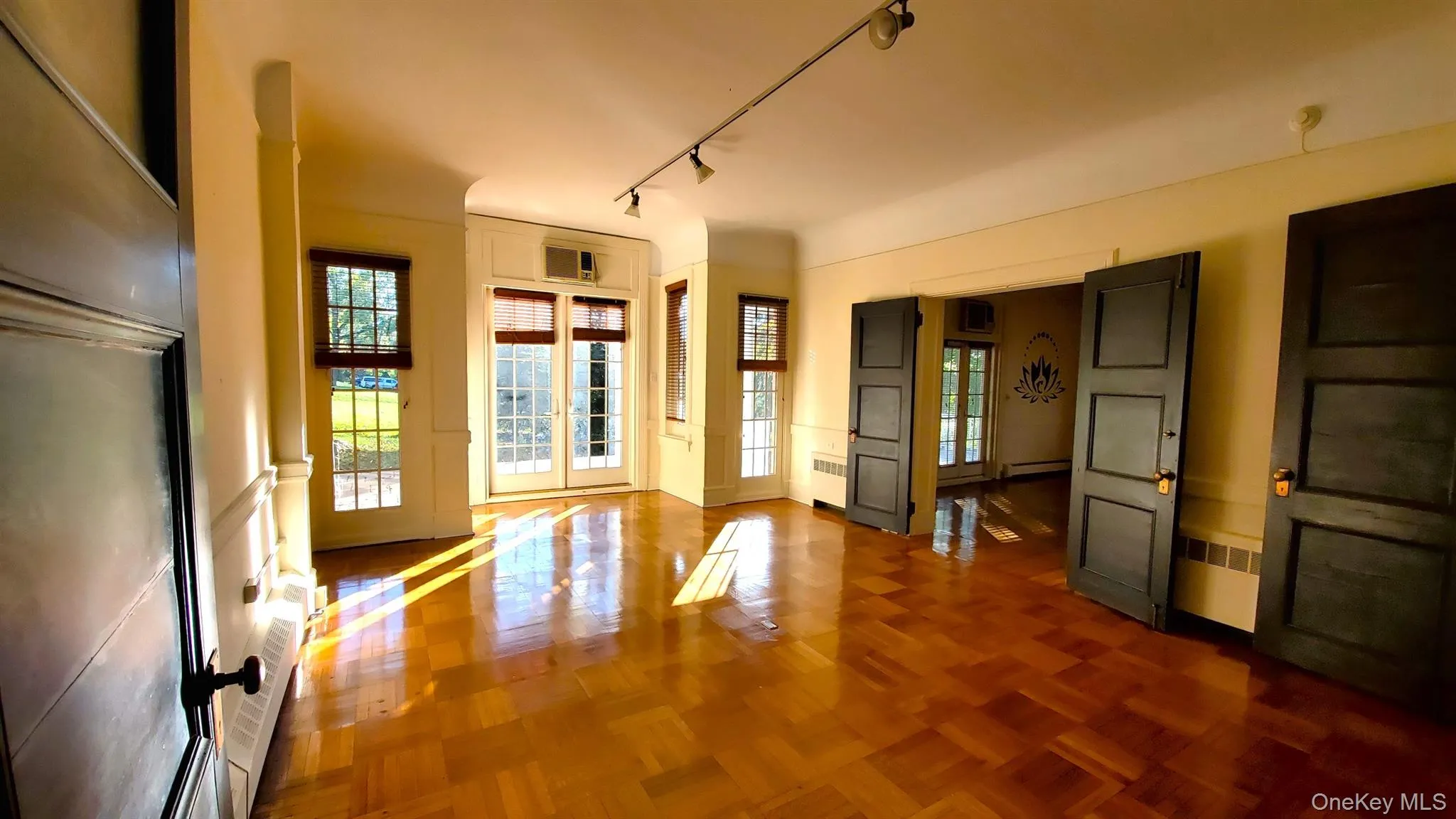 106 Broadway, Greenburgh, NY, ,Commercial Lease,For Rent,Broadway,0,806985 106 Broadway, Greenburgh, NY, ,Commercial Lease,For Rent,Broadway,0,806985