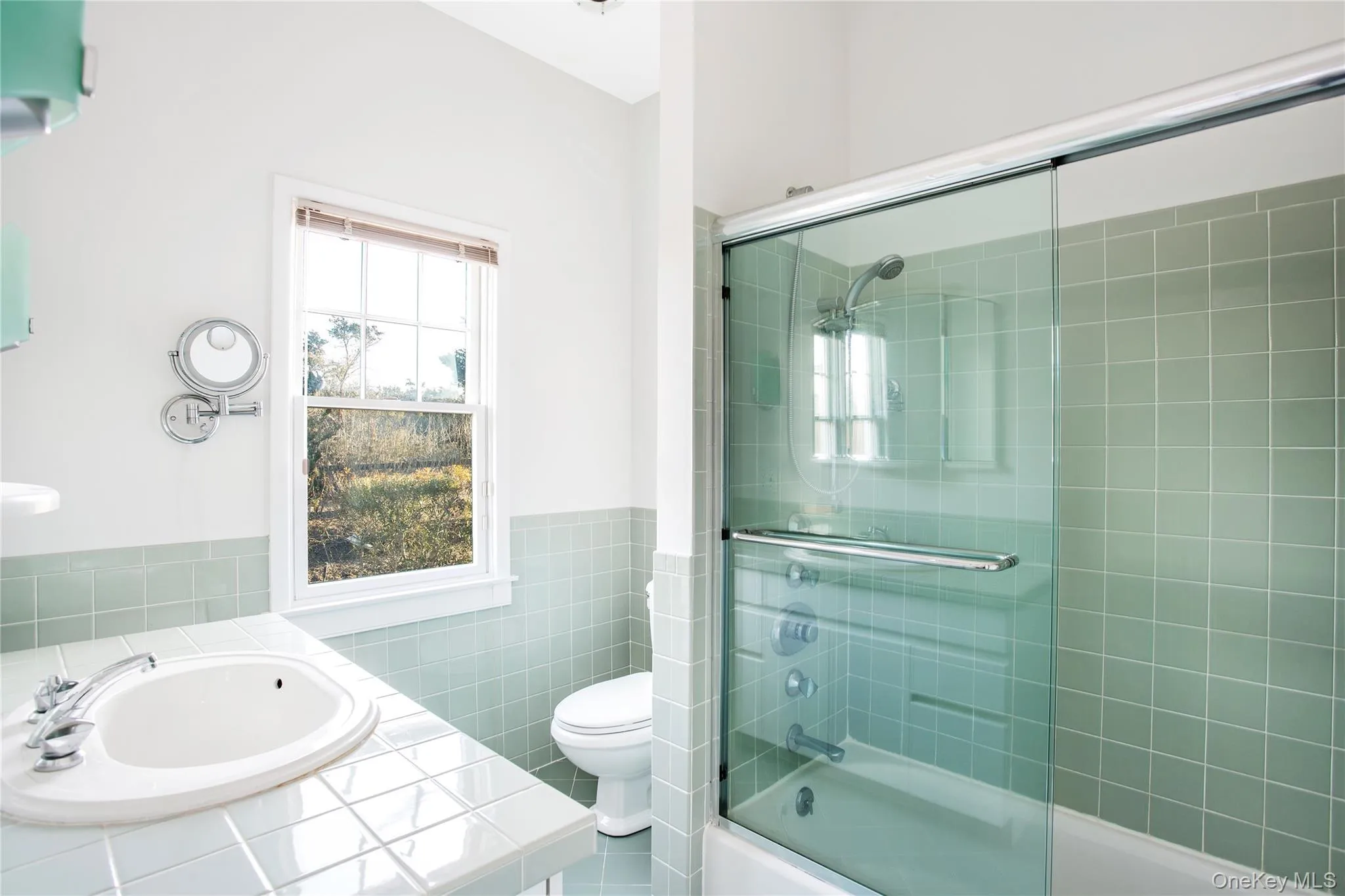 One of 2 full bathrooms One of 2 full bathrooms