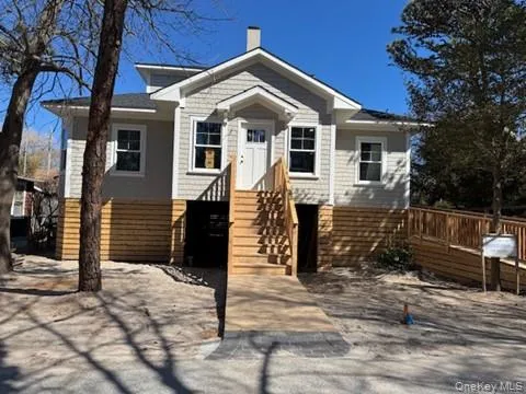 274 Cottage Walk, Islip, NY, 4 Bedroom Bedrooms, 6 Room Rooms,3 BathroomBathrooms,Residential Lease,For Rent,Cottage,0,807626 274 Cottage Walk, Islip, NY, 4 Bedroom Bedrooms, 6 Room Rooms,3 BathroomBathrooms,Residential Lease,For Rent,Cottage,0,807626