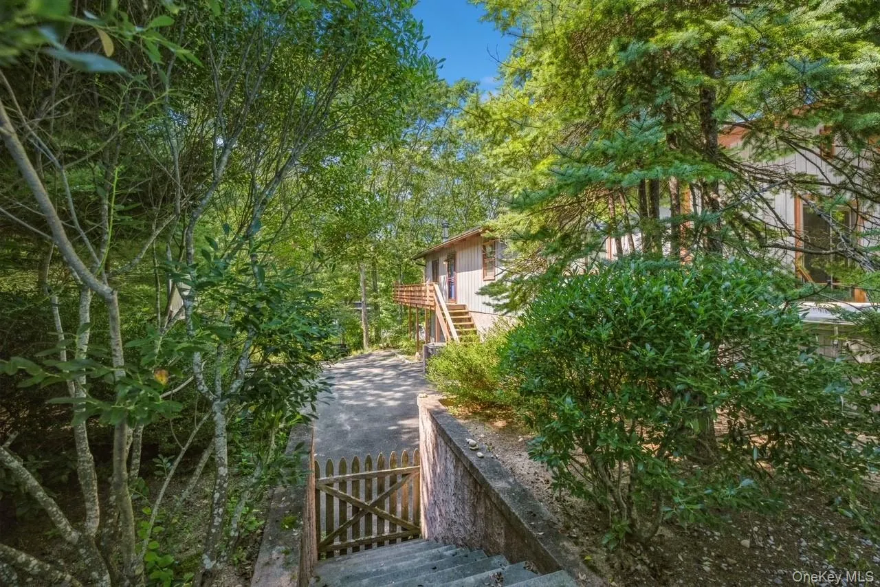 View of side of property