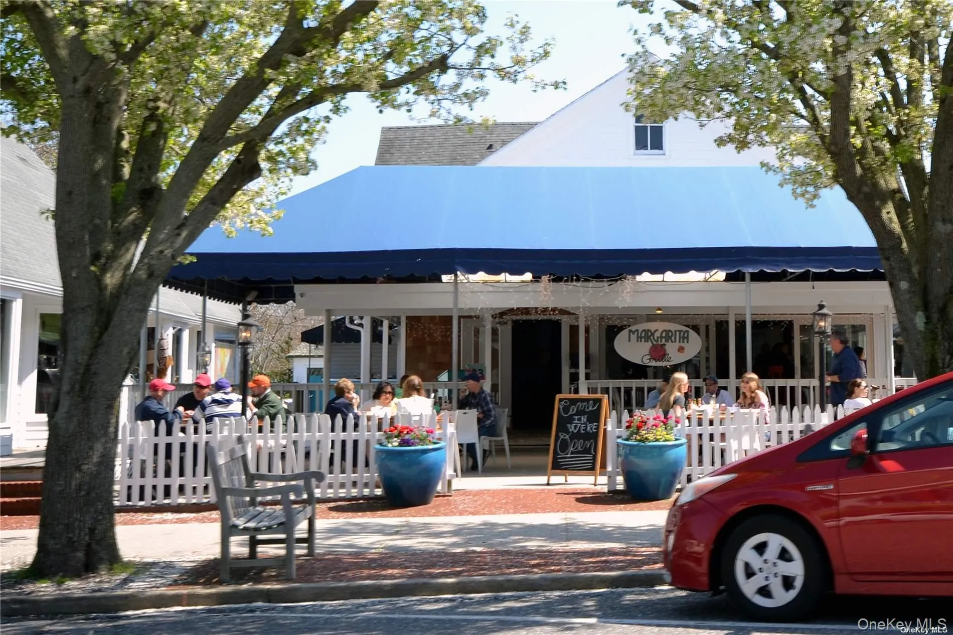 Close to WHB Main Street Restaurants Close to WHB Main Street Restaurants