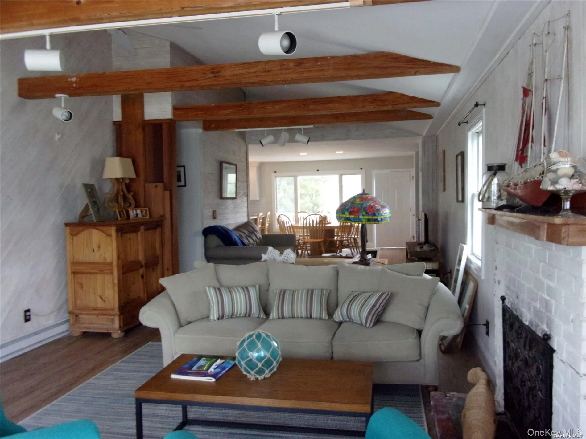 20 Dune Lane, Southampton, NY, 4 Bedrooms Bedrooms, 9 Rooms Rooms,3 BathroomsBathrooms,Residential Lease,For Rent,Dune,0,810762 20 Dune Lane, Southampton, NY, 4 Bedrooms Bedrooms, 9 Rooms Rooms,3 BathroomsBathrooms,Residential Lease,For Rent,Dune,0,810762