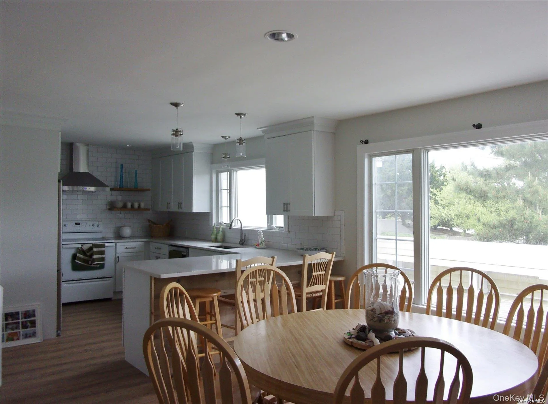 20 Dune Lane, Southampton, NY, 4 Bedrooms Bedrooms, 9 Rooms Rooms,3 BathroomsBathrooms,Residential Lease,For Rent,Dune,0,810762 20 Dune Lane, Southampton, NY, 4 Bedrooms Bedrooms, 9 Rooms Rooms,3 BathroomsBathrooms,Residential Lease,For Rent,Dune,0,810762