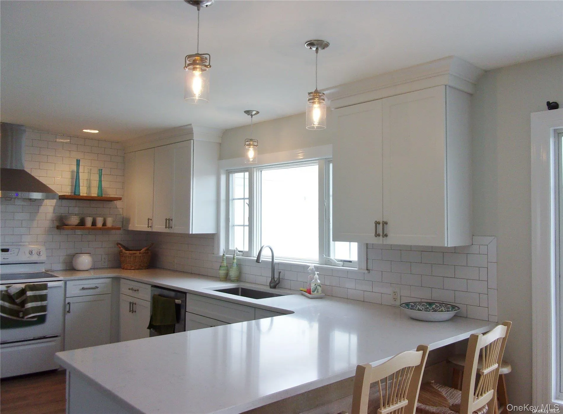 20 Dune Lane, Southampton, NY, 4 Bedrooms Bedrooms, 9 Rooms Rooms,3 BathroomsBathrooms,Residential Lease,For Rent,Dune,0,810762 20 Dune Lane, Southampton, NY, 4 Bedrooms Bedrooms, 9 Rooms Rooms,3 BathroomsBathrooms,Residential Lease,For Rent,Dune,0,810762