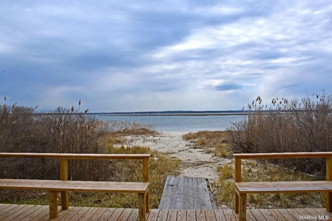 20 Dune Lane, Southampton, NY, 4 Bedrooms Bedrooms, 9 Rooms Rooms,3 BathroomsBathrooms,Residential Lease,For Rent,Dune,0,810762 20 Dune Lane, Southampton, NY, 4 Bedrooms Bedrooms, 9 Rooms Rooms,3 BathroomsBathrooms,Residential Lease,For Rent,Dune,0,810762