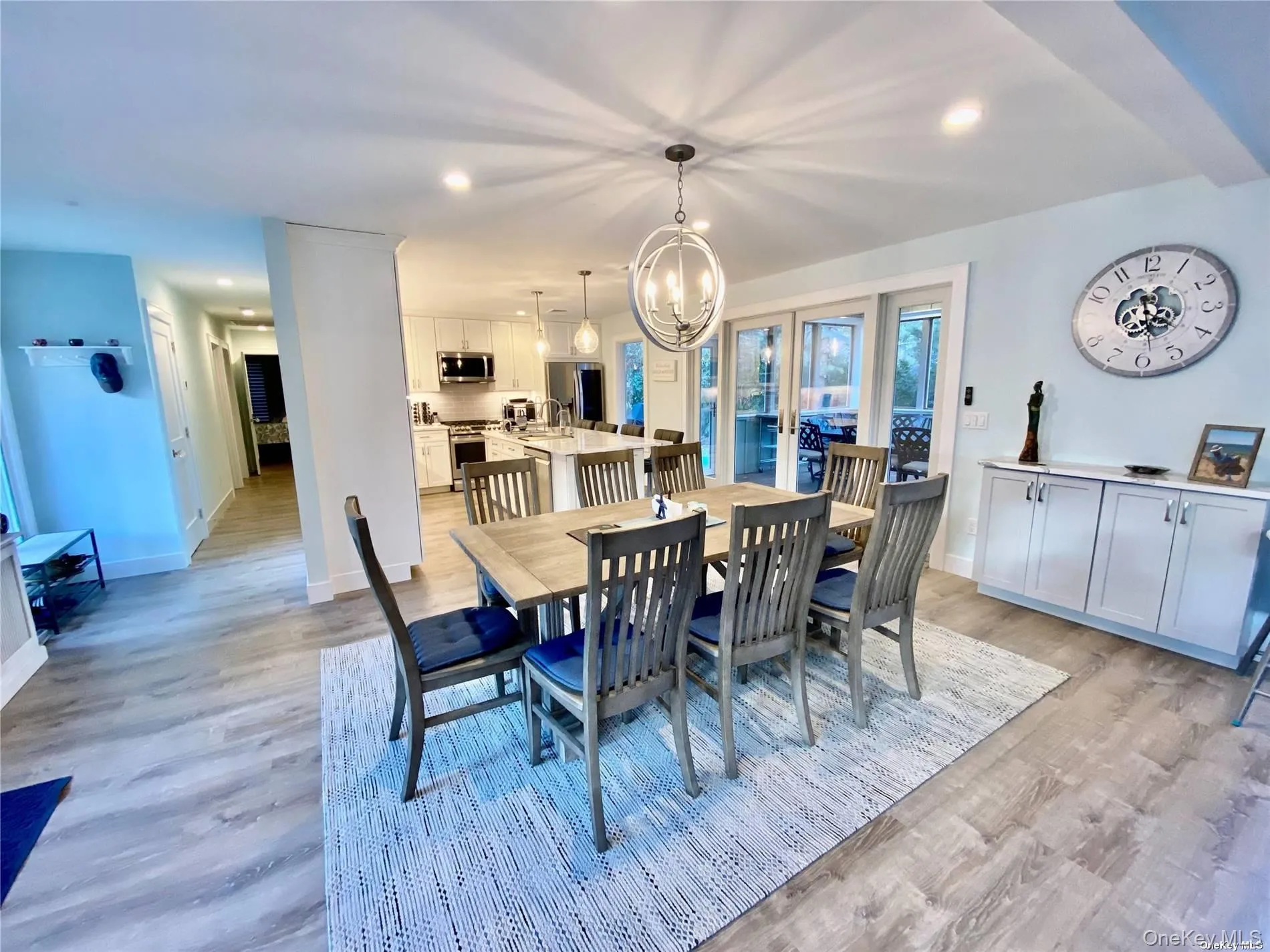 Dining area Dining area