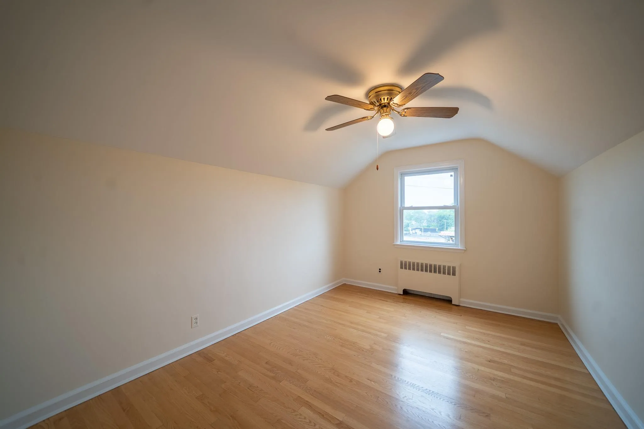 2 John Street, North Hempstead, NY, 4 Bedrooms Bedrooms, 6 Rooms Rooms,2 BathroomsBathrooms,Residential Lease,Idx,John,0,811851 2 John Street, North Hempstead, NY, 4 Bedrooms Bedrooms, 6 Rooms Rooms,2 BathroomsBathrooms,Residential Lease,Idx,John,0,811851