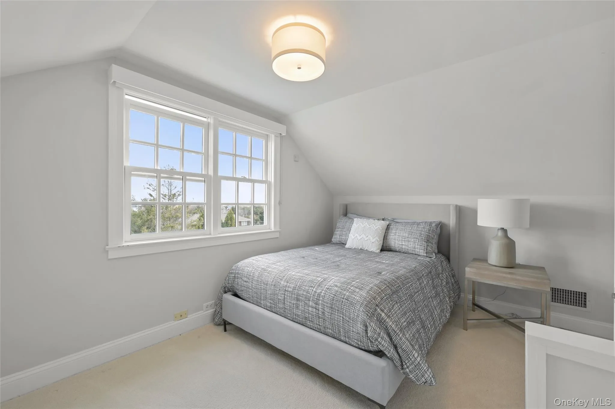 245 Oneck Lane, Southampton, NY, 4 Bedrooms Bedrooms, 13 Rooms Rooms,5 BathroomsBathrooms,Residential Lease,Idx,Oneck,0,812333 245 Oneck Lane, Southampton, NY, 4 Bedrooms Bedrooms, 13 Rooms Rooms,5 BathroomsBathrooms,Residential Lease,Idx,Oneck,0,812333