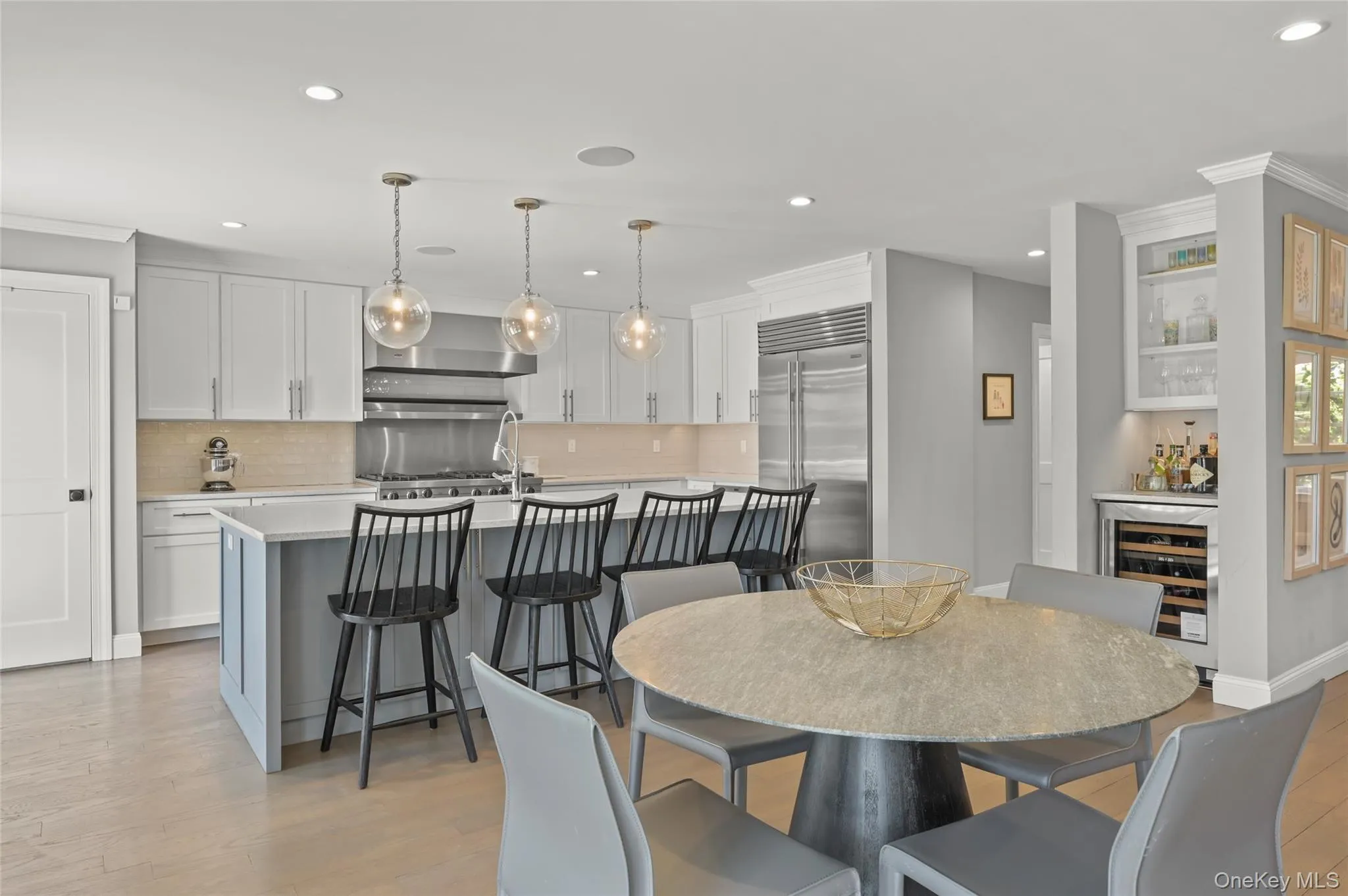 245 Oneck Lane, Southampton, NY, 4 Bedrooms Bedrooms, 13 Rooms Rooms,5 BathroomsBathrooms,Residential Lease,Idx,Oneck,0,812333 245 Oneck Lane, Southampton, NY, 4 Bedrooms Bedrooms, 13 Rooms Rooms,5 BathroomsBathrooms,Residential Lease,Idx,Oneck,0,812333