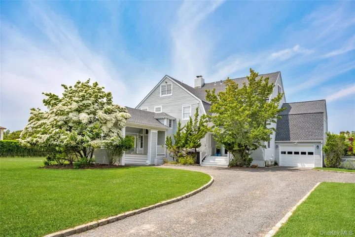 245 Oneck Lane, Southampton, New York 11978