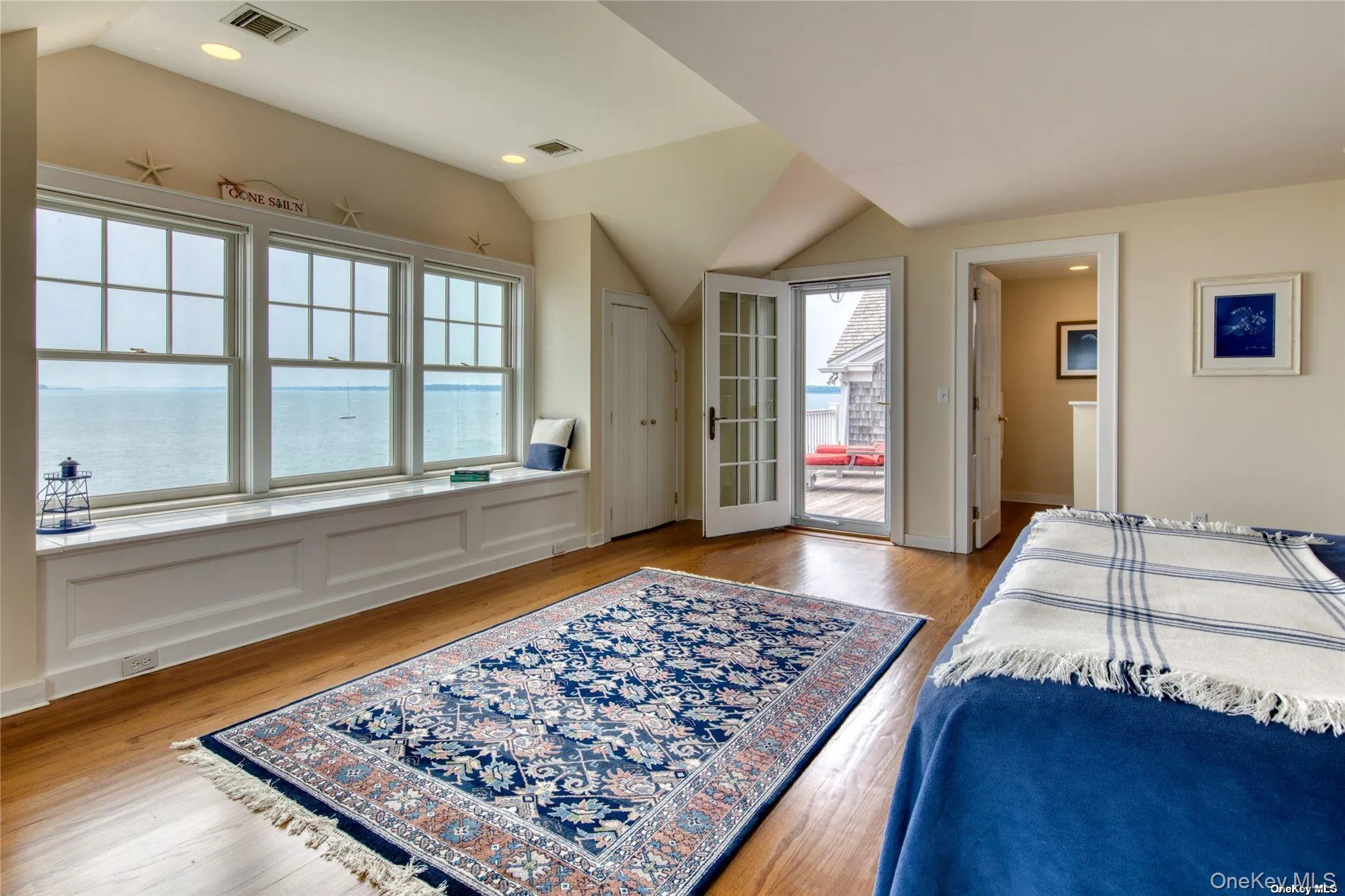 master bedroom master bedroom