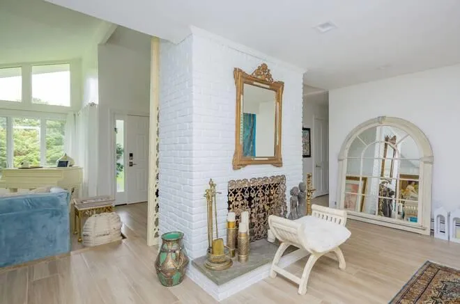 8 Dovas Path, Southampton, NY, 3 Bedrooms Bedrooms, 10 Rooms Rooms,2 BathroomsBathrooms,Residential Lease,Idx,Dovas,0,813479 8 Dovas Path, Southampton, NY, 3 Bedrooms Bedrooms, 10 Rooms Rooms,2 BathroomsBathrooms,Residential Lease,Idx,Dovas,0,813479